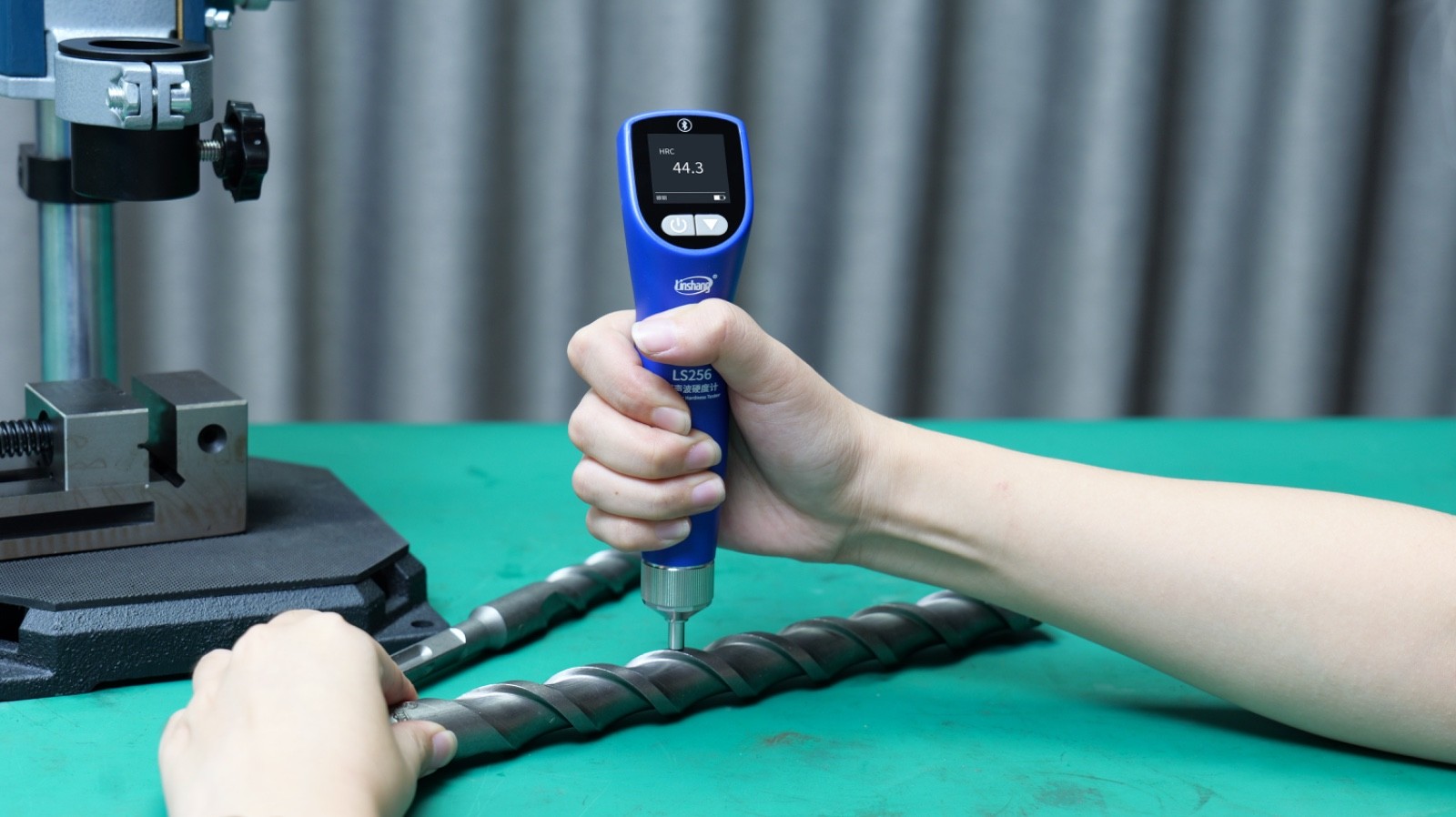 Ultrasonic Hardness Testercan ltrasonic contact impedance method to measure vari