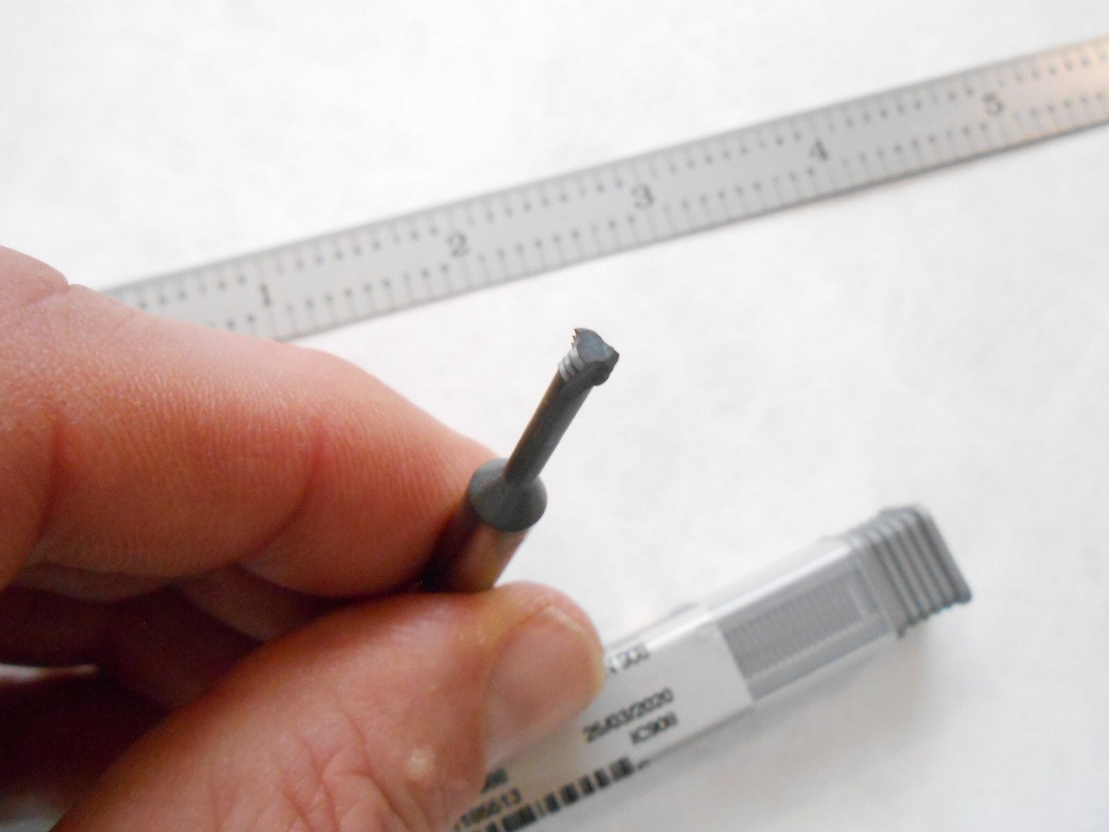 NEW ISCAR MTECS 0250C59 32UN IC908 SOLID CARBIDE #10-32 3FL. HELICAL THREAD MILL