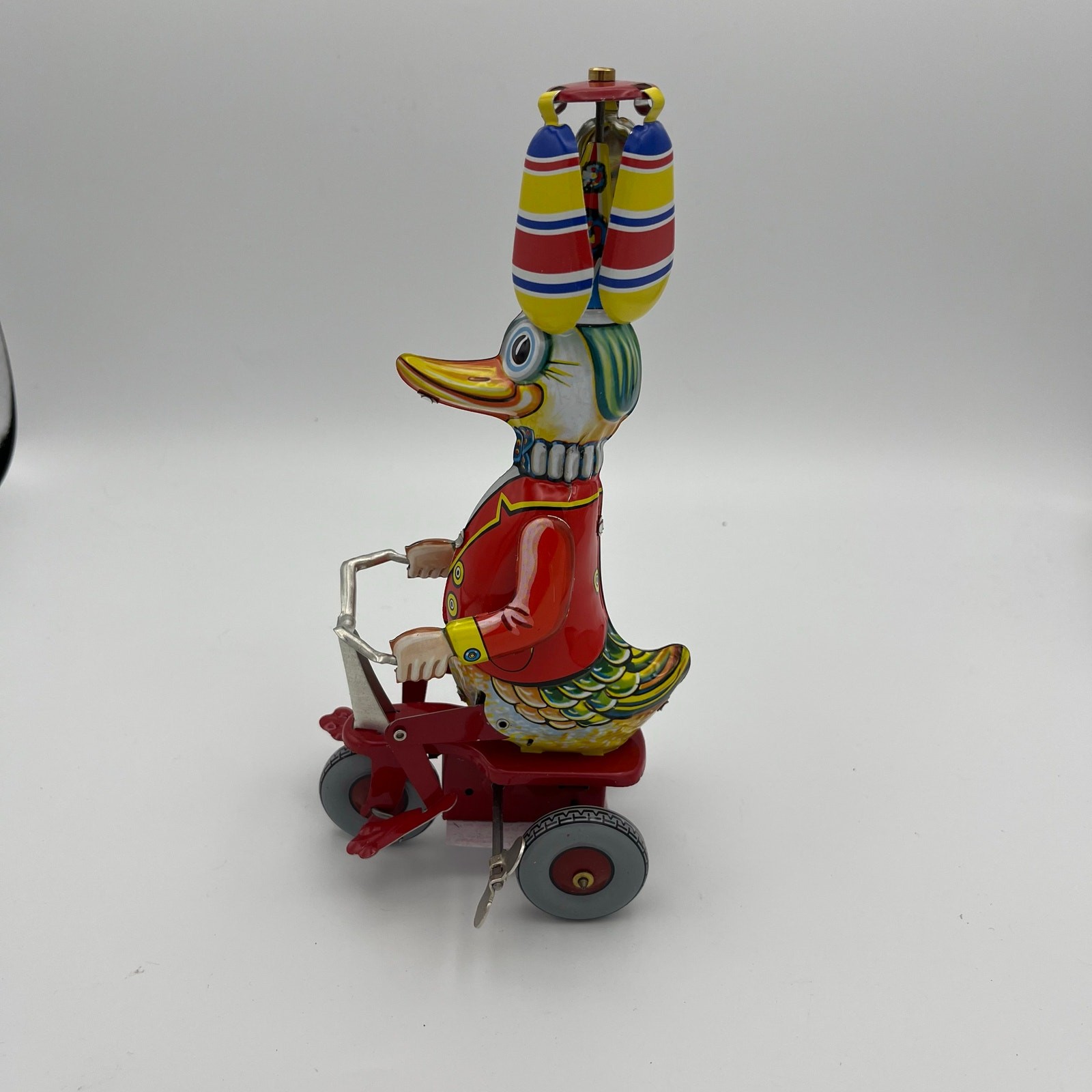 German Fahrende Ente Nurnberger Tin Toys Duck Riding Tricycle NR 284B