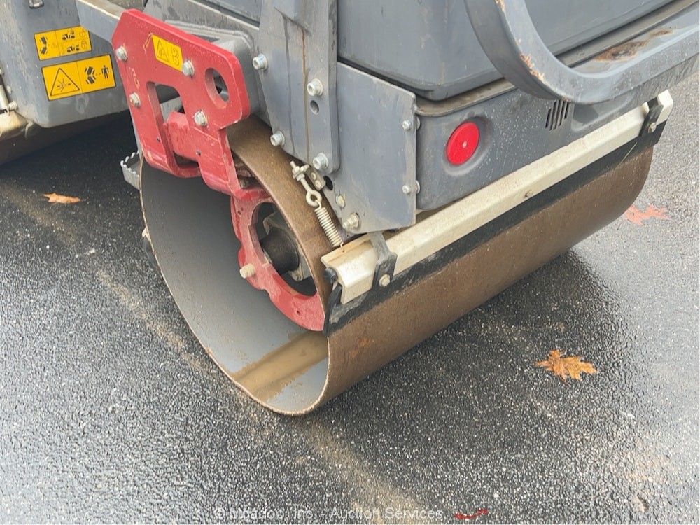 2023 Dynapac CC950 Smooth Double Drum Vibratory Ride On Roller Compactor bidadoo