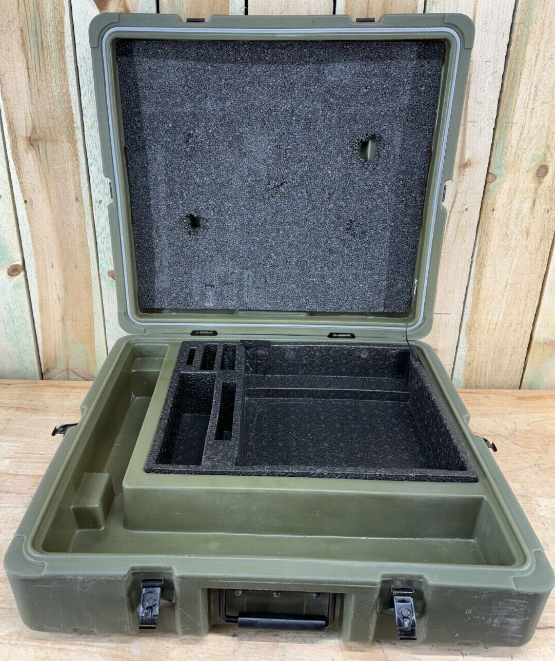 PSI Case 23X21.5X7" Green Military Waterproof Storage Container Hardigg