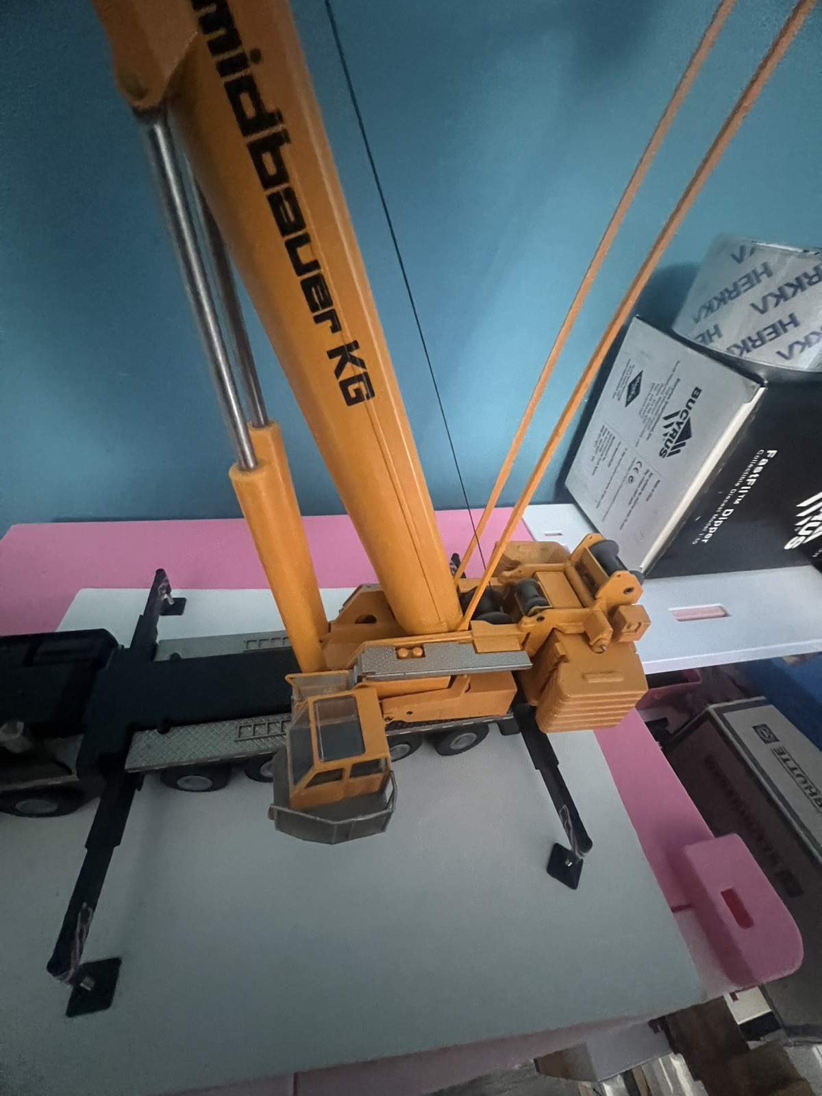 Conrad Liebherr LTM 1300 Truck-Mounted Crane 1/50 scale in Original Box