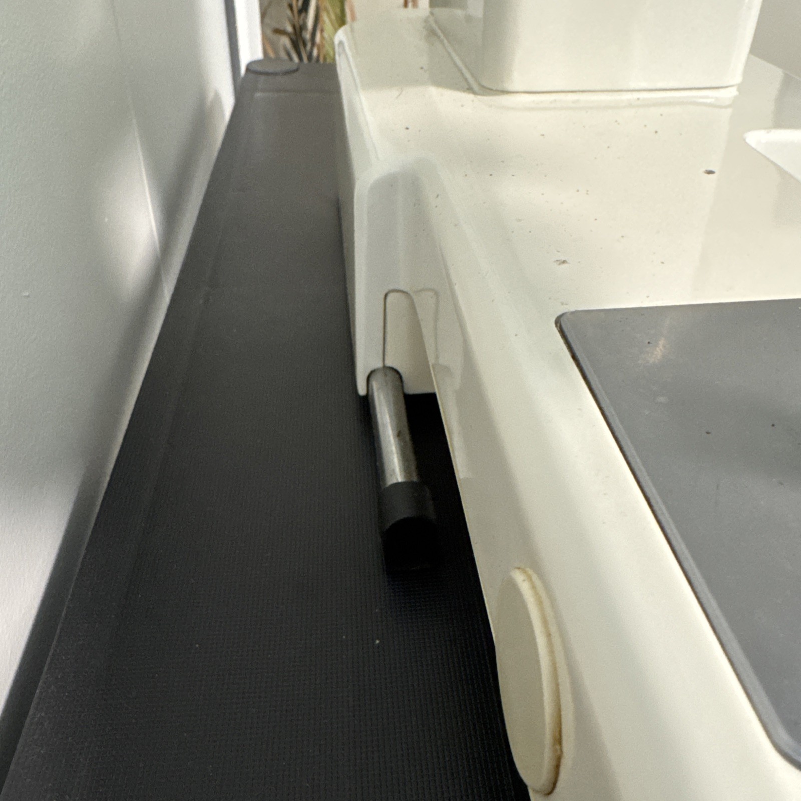 White Sewing Machine Model 1405 With Accessories and Box