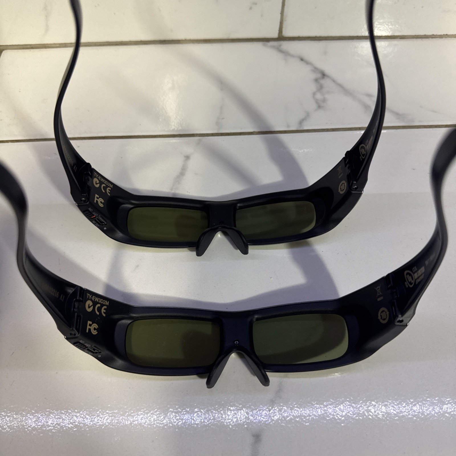 Panasonic TY-EW3D2M 3D Active Shutter Glasses Full HD W/USB Charger cable & Case