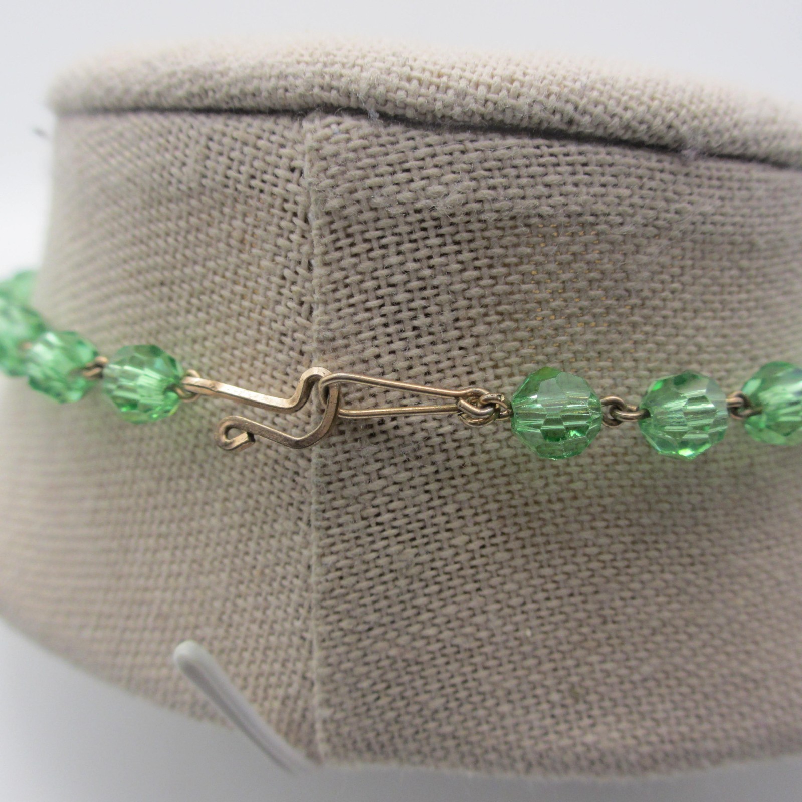 Vintage Glass Necklace Beaded Faceted Green Graduated 17 Inch