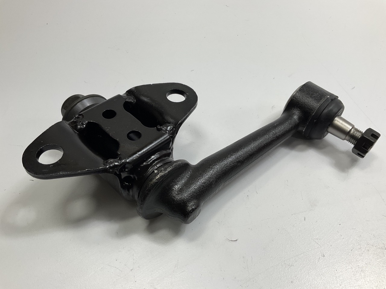 TRW JIA226 Steering Idler Arm For 1987-1993 Mazda B2200 B2600, 1987 B2000