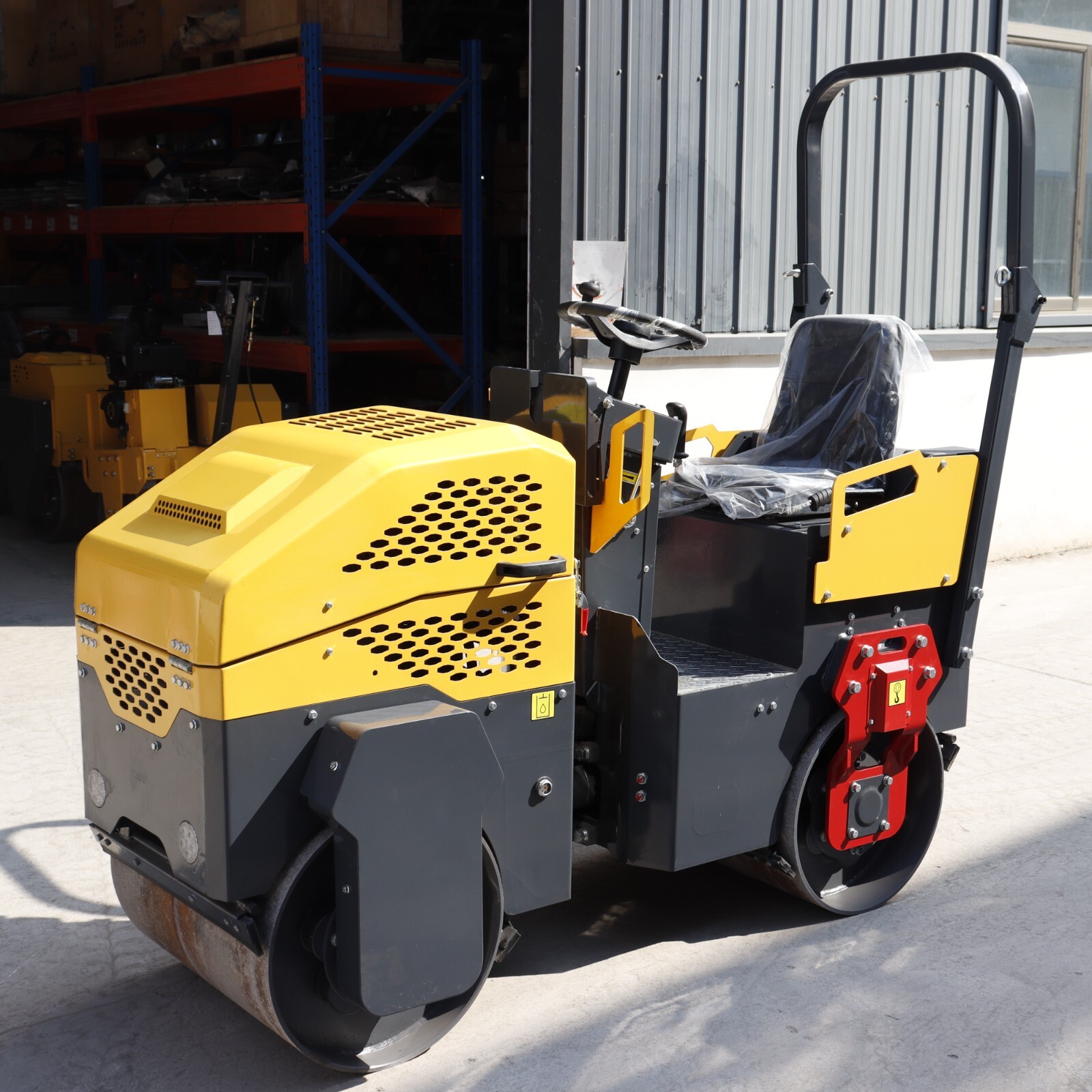 Hot Sale Driving Soil Asphalt Steel Roller Road Compactor Roller Compactor