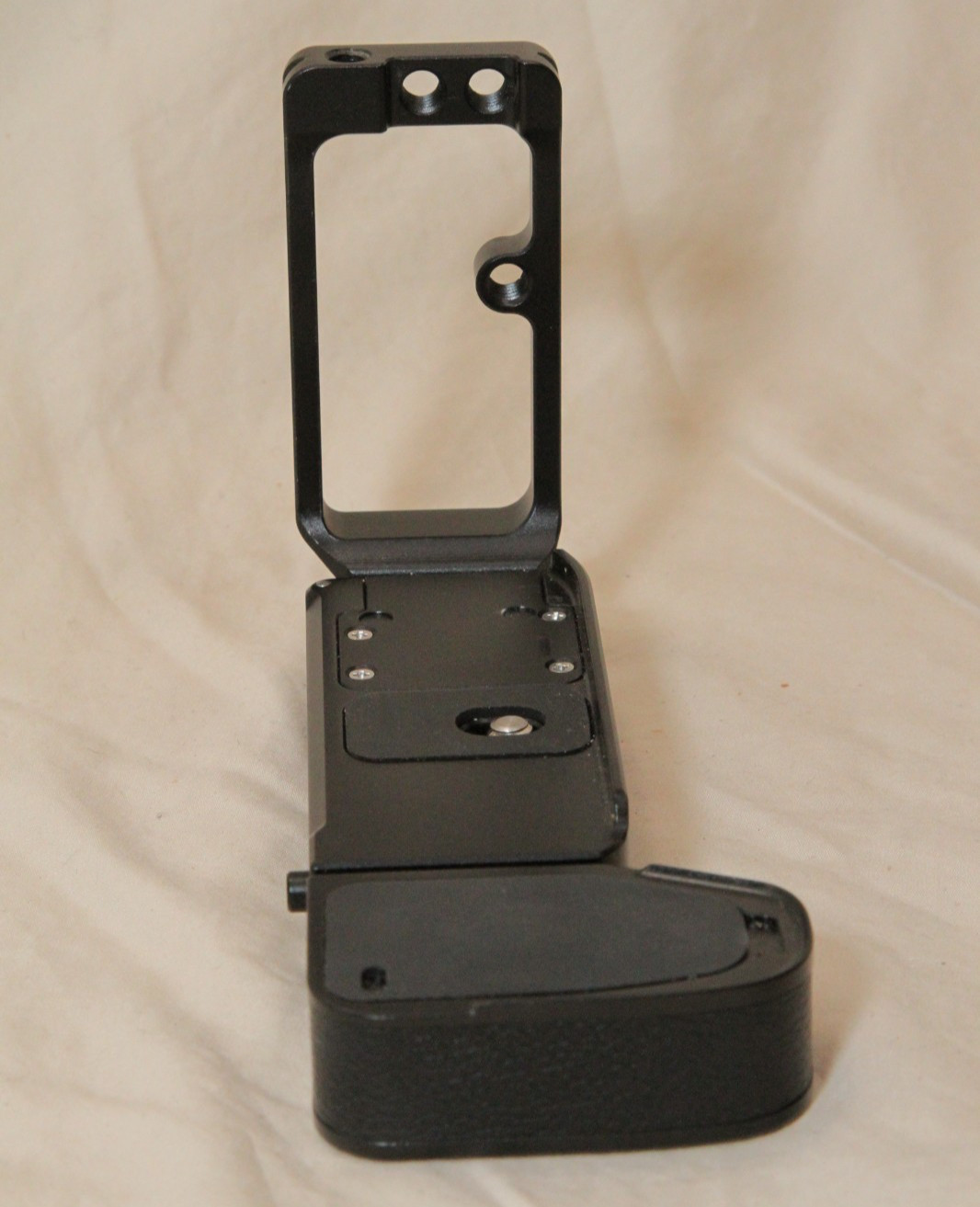 Smallrig Arca Swiss L Grip Tripod plate for Sony A7RIII