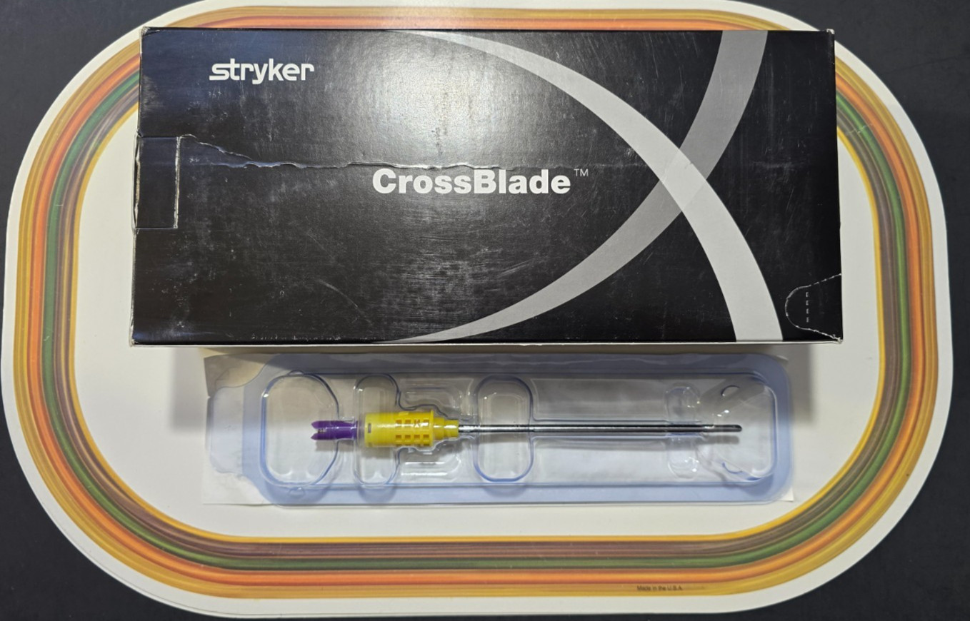 Stryker Formula Shaver Blades 3.5mm Smooth Bite In Date