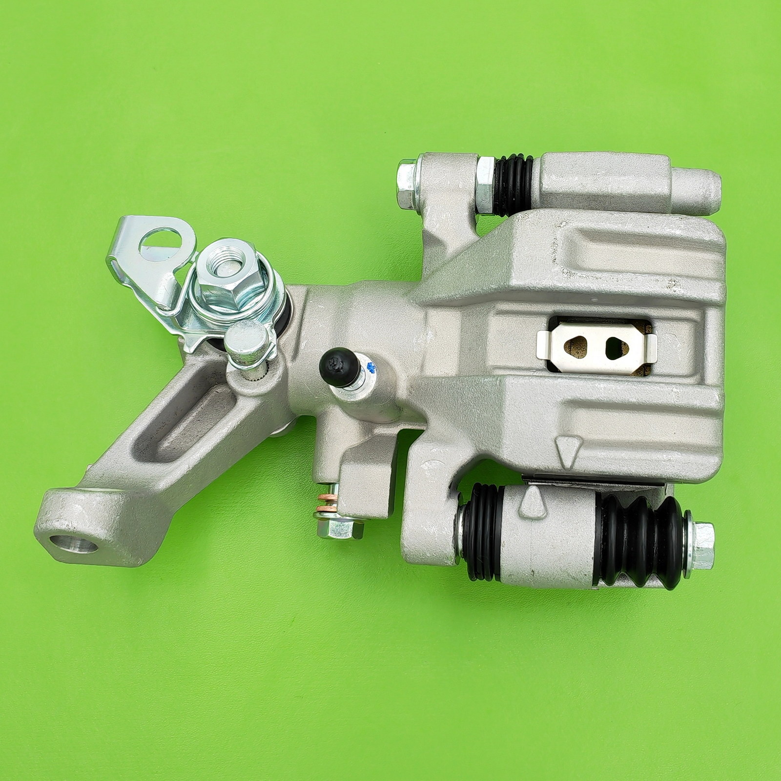 New Rear Brake Caliper w/Pads For HONDA Rincon 650 TRX650 2003-2005