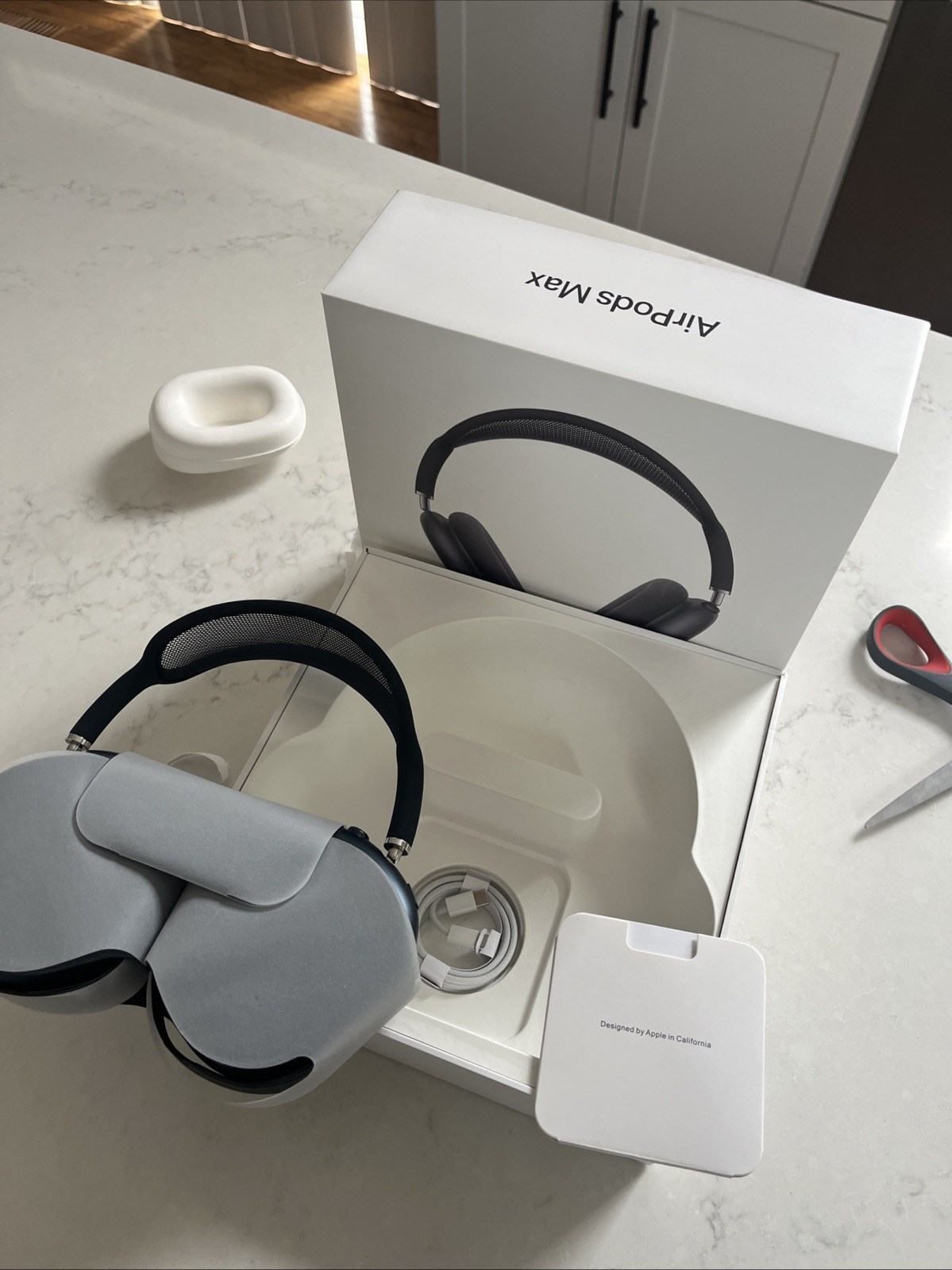 AirPod Max Midnight USD-C Headphones