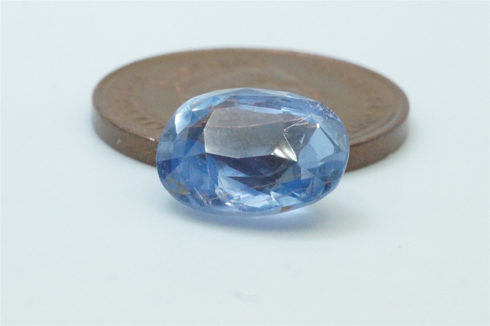PALE BLUE NATURAL SAPPHIRE - ANTIQUE CEYLON NATIVE CUT 4.8ct