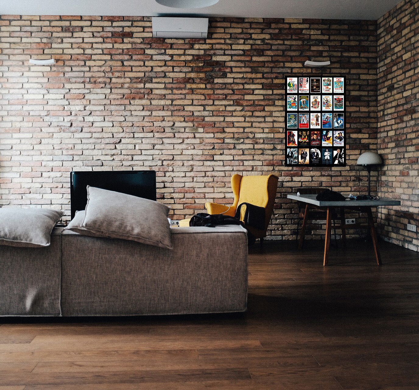 James Bond 007 - Movie Poster (25 Movie Posters Montage) (Size: 24" x 36")