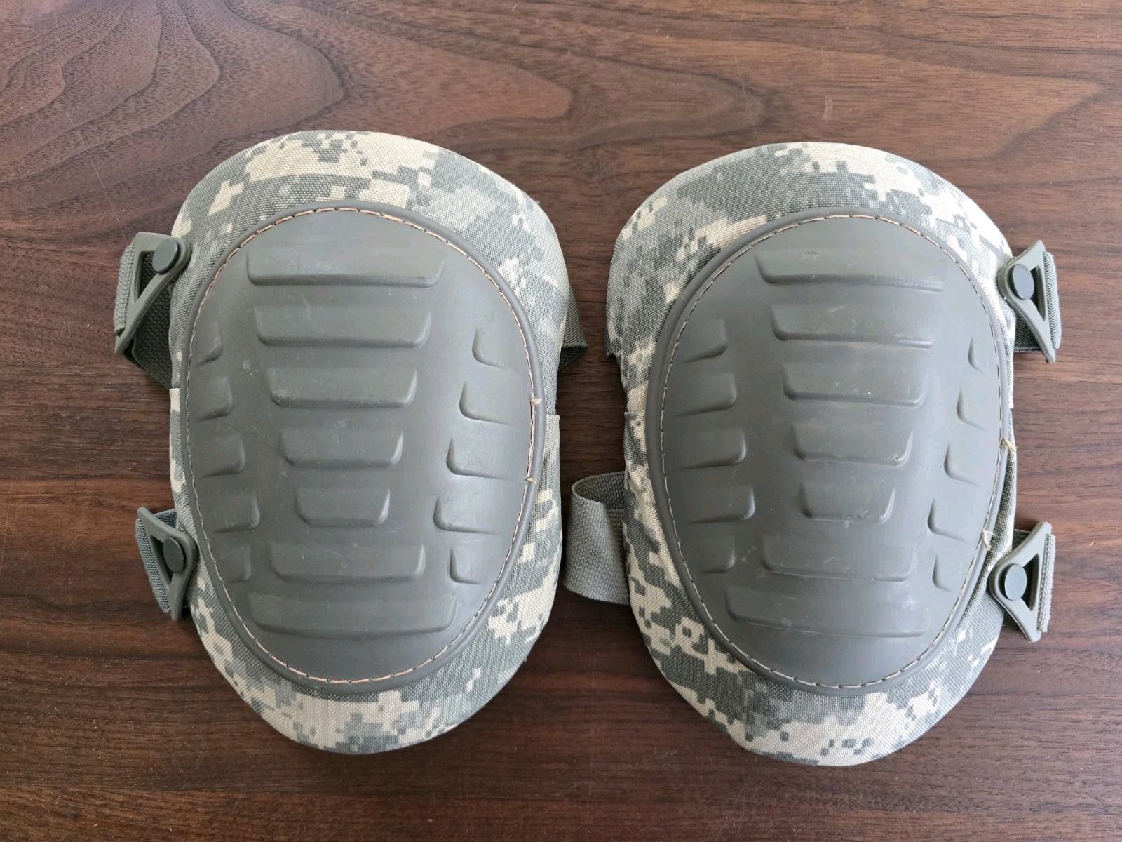 US Military ACU knee pads Turtle Tactical Kneepads EXC