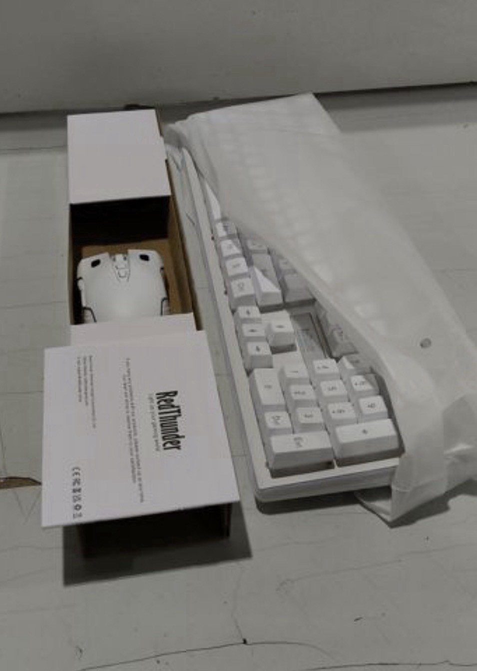 RedThunder K10 Wireless Keyboard and Mouse Combo - White - Open Box