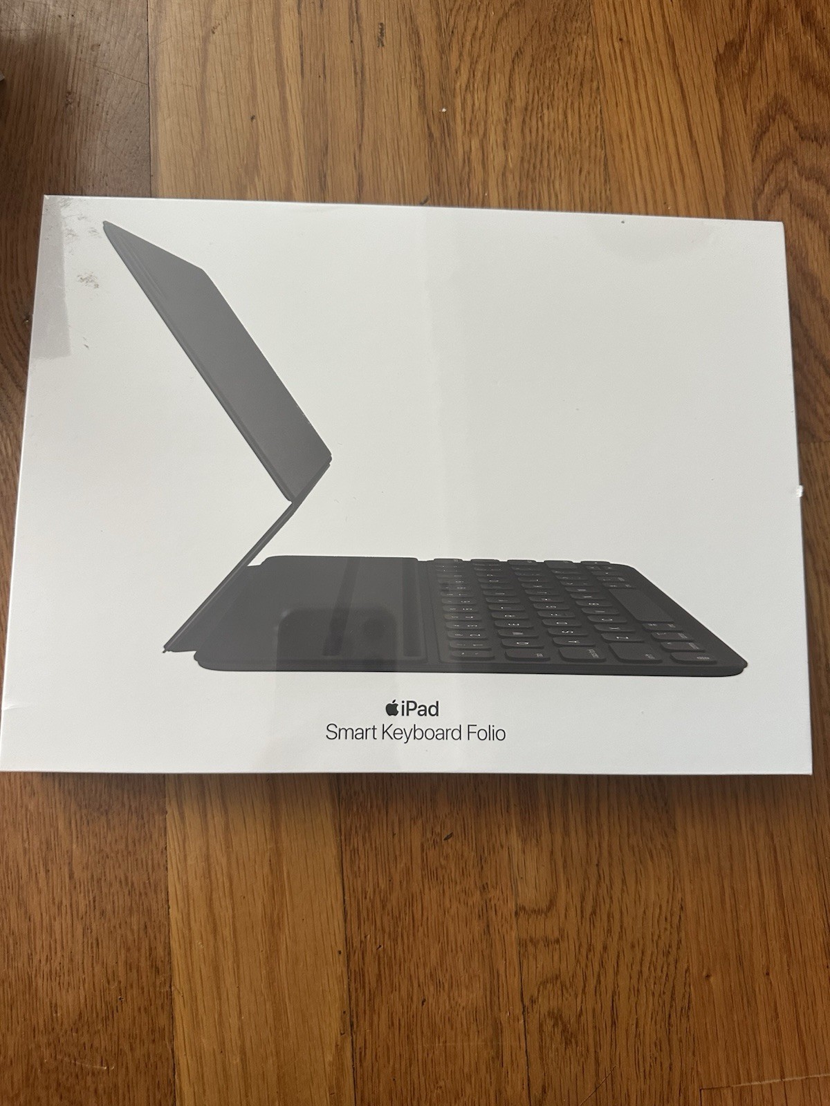 New, Apple Smart Keyboard Folio for 11-inch iPad Pro, US English, MXNK2LL/A