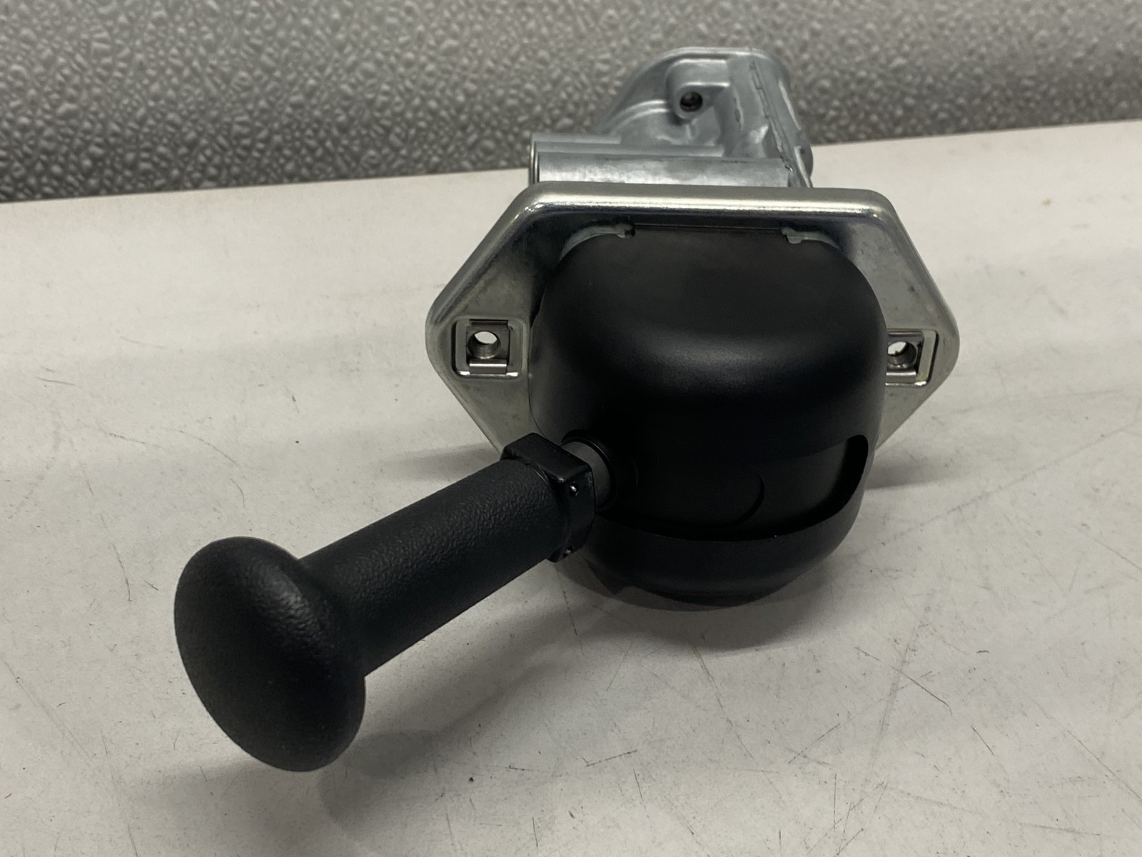 Wabco Hand Parking Brake Valve 6917222580