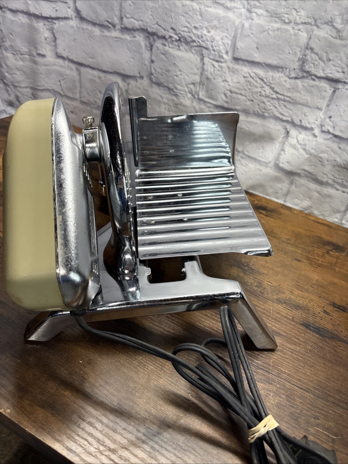 Vintage Rival Meat & Cheese Slicer Model 1101E7 Stainless Steel Electric Tested