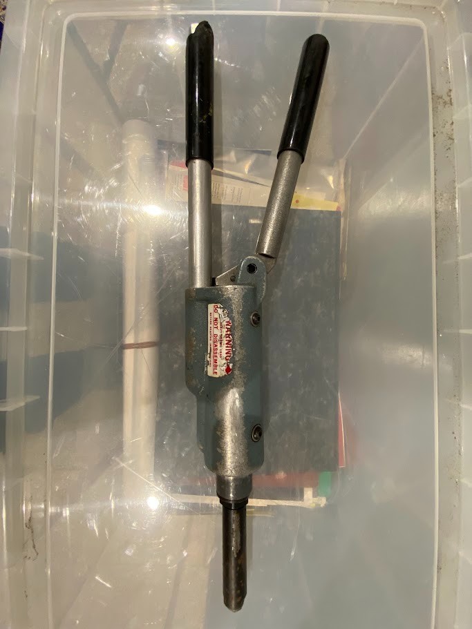 Cherry Installation Tool Hand Rivet Gun Cherry Textron G749A