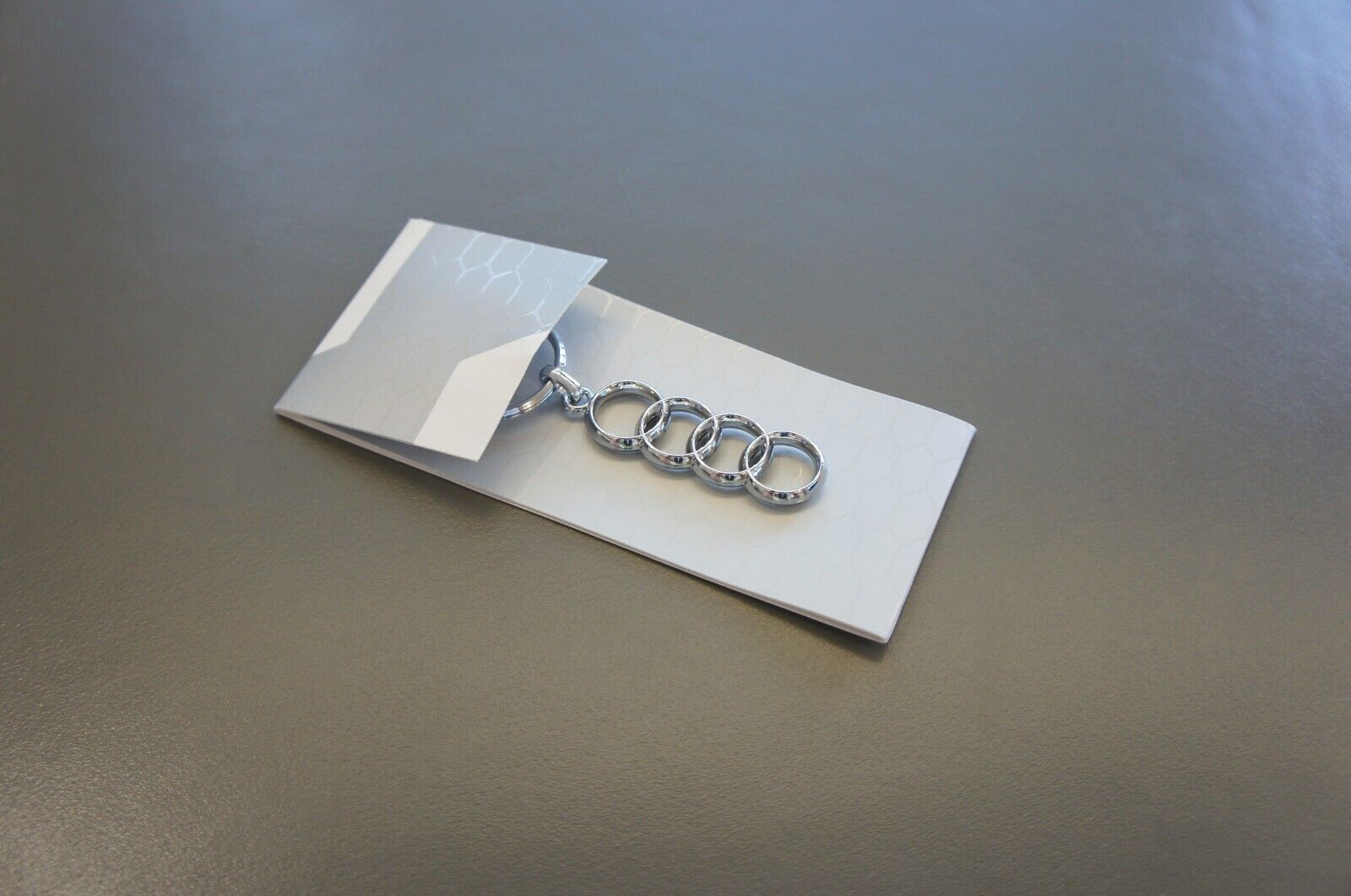 New Genuine OEM Audi Basic Classic Logo Silver Stainless Steel Keychain Key Ring