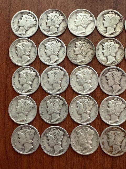 $5 FACE 90% SILVER MERCURY DIMES – 1 FULL ROLL (50 Coins) –Mixed Dates $5FV