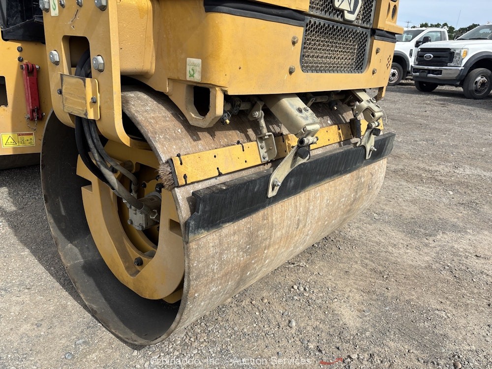 2022 Caterpillar CB4.0 Smooth Drum Vibratory Roller Compactor Warranty bidadoo