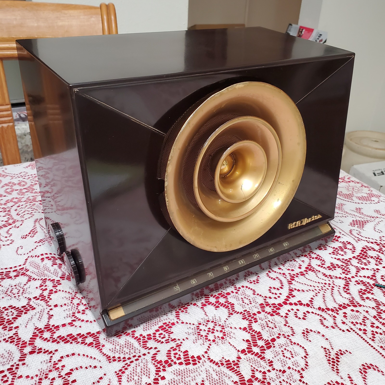 Nice VTG 1949 RCA Victor Radio 9-X-571 Bullseye Bullhorn Golden Throat - NICE ♫