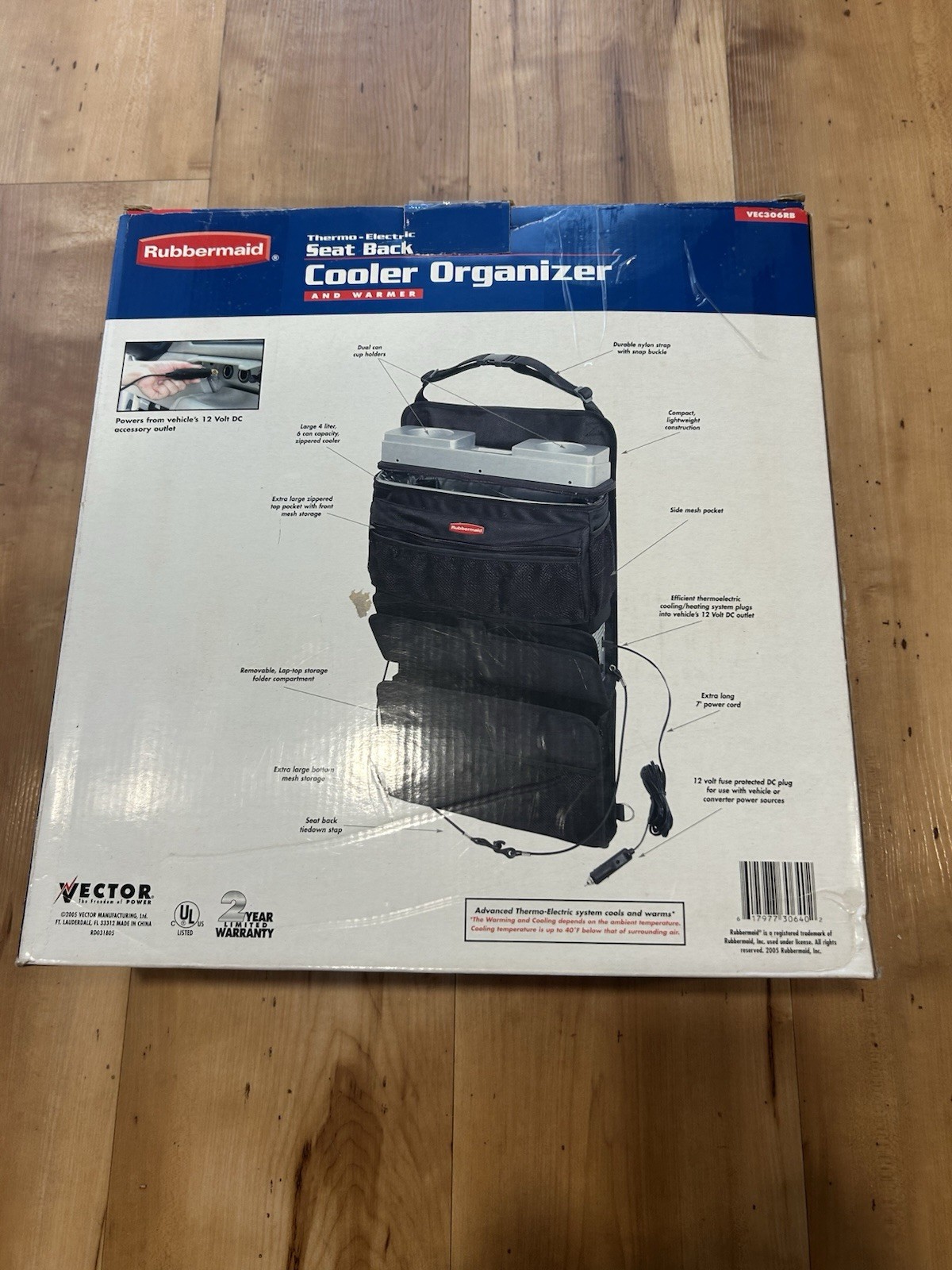 Rubbermaid SeatBack Thermo Electric Car Travel Cooler & Warmer 12V New Open Box