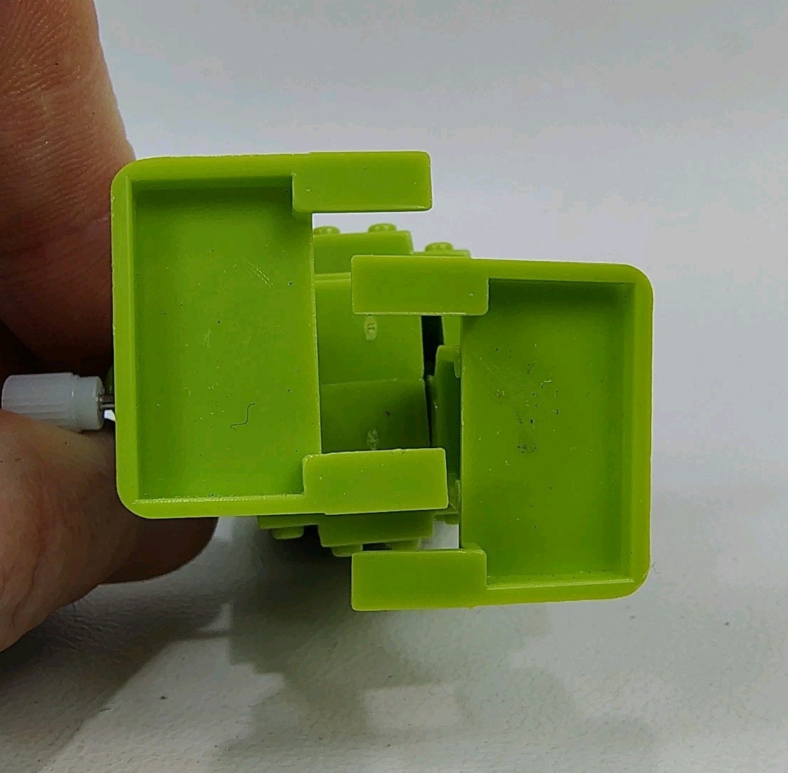 Wind Up Walking Android Puzzlebot Toy Green 2 5/8” Tall New In Package