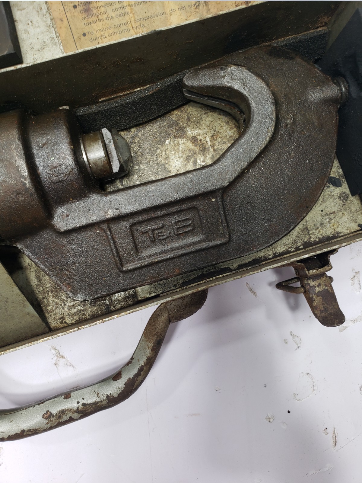 Thomas & Betts Dieless Hydraulic Crimping Tool Head TBM 105-750 Pre Owned