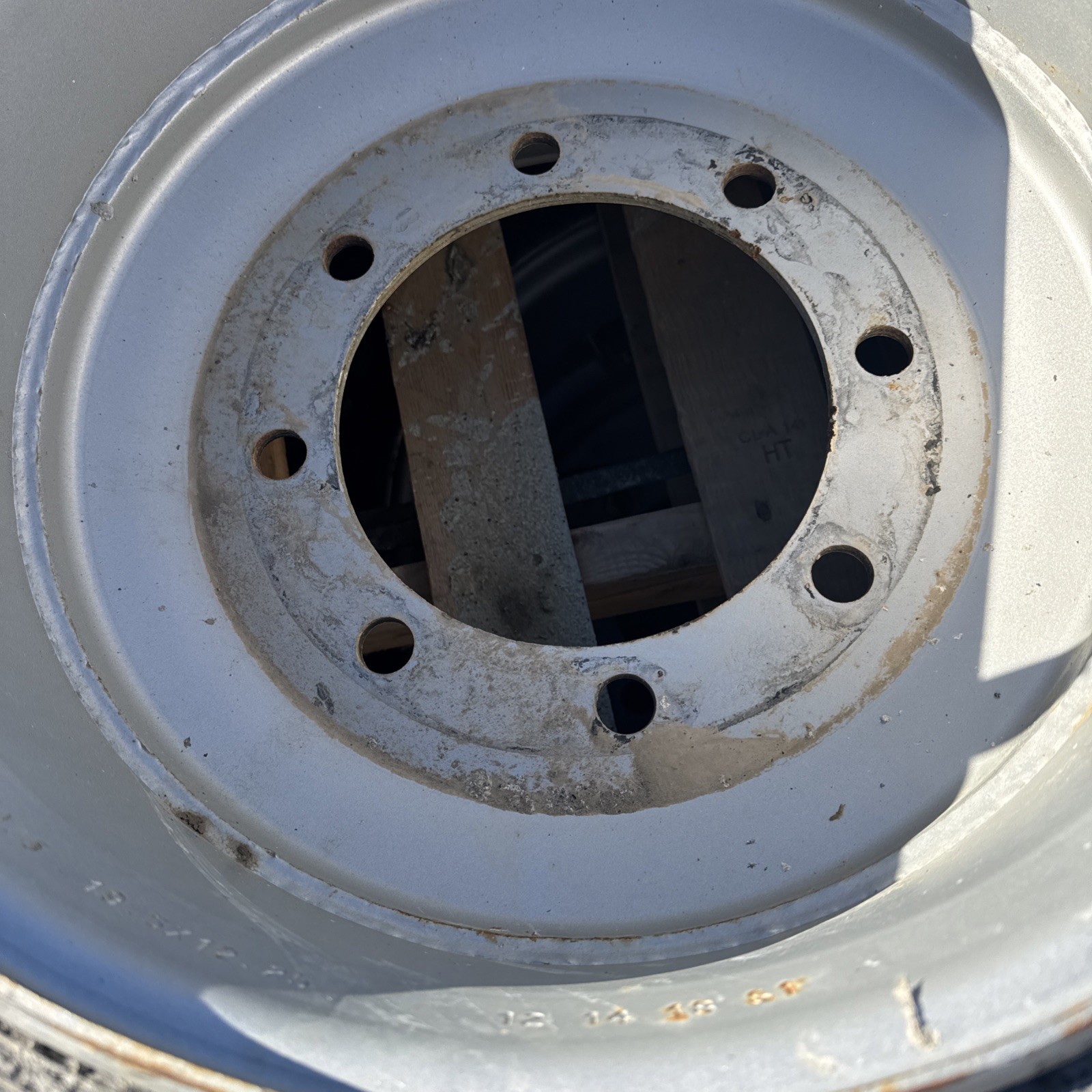 15x19.5 Boom Lift Tire Titan 12 Ply