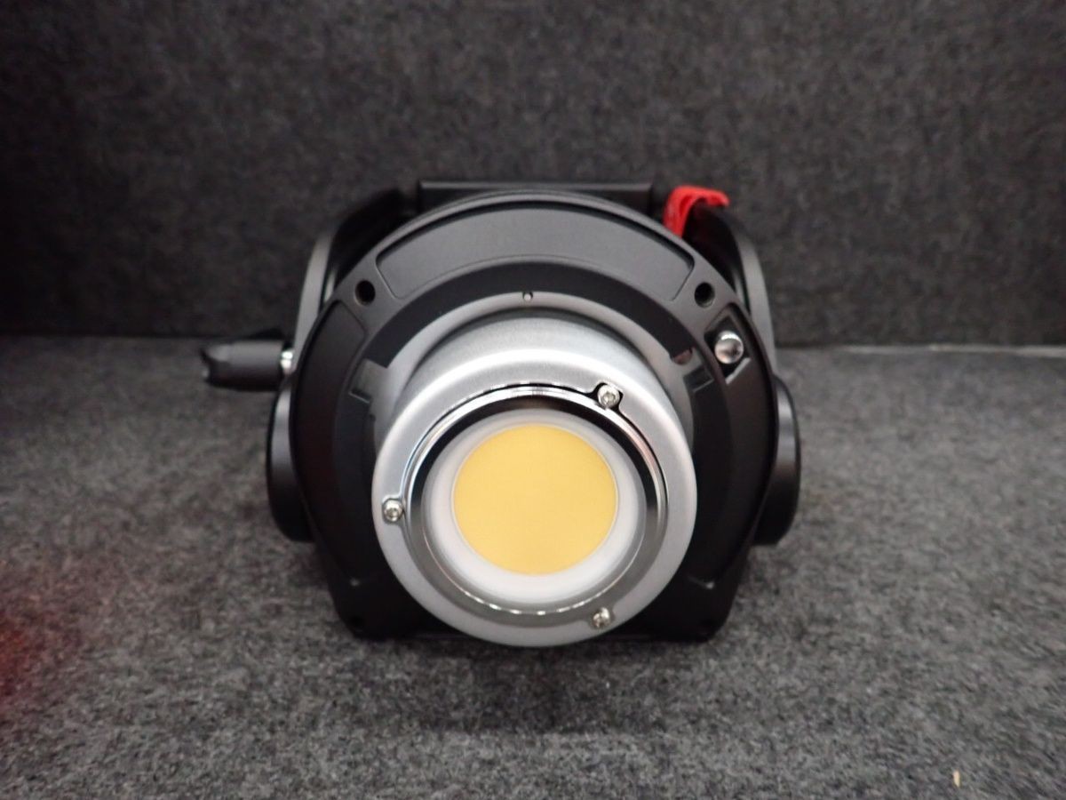 APUTURE LS 600d 600W Daylight Balanced Point Source LED Video Light*