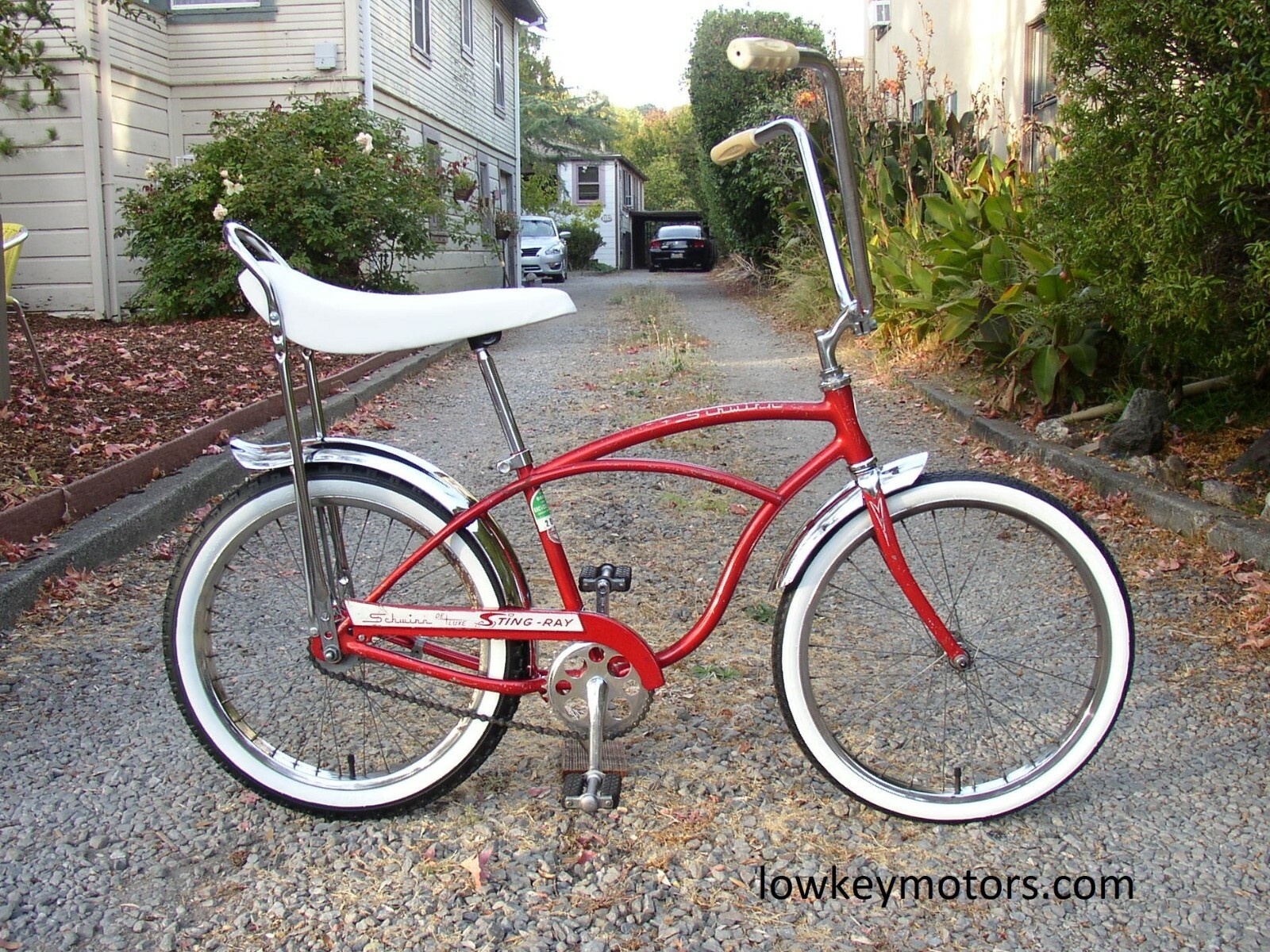 NEW SCHWINN HARDWARE KIT screws nuts frame chainguard fender fork rack DX B6