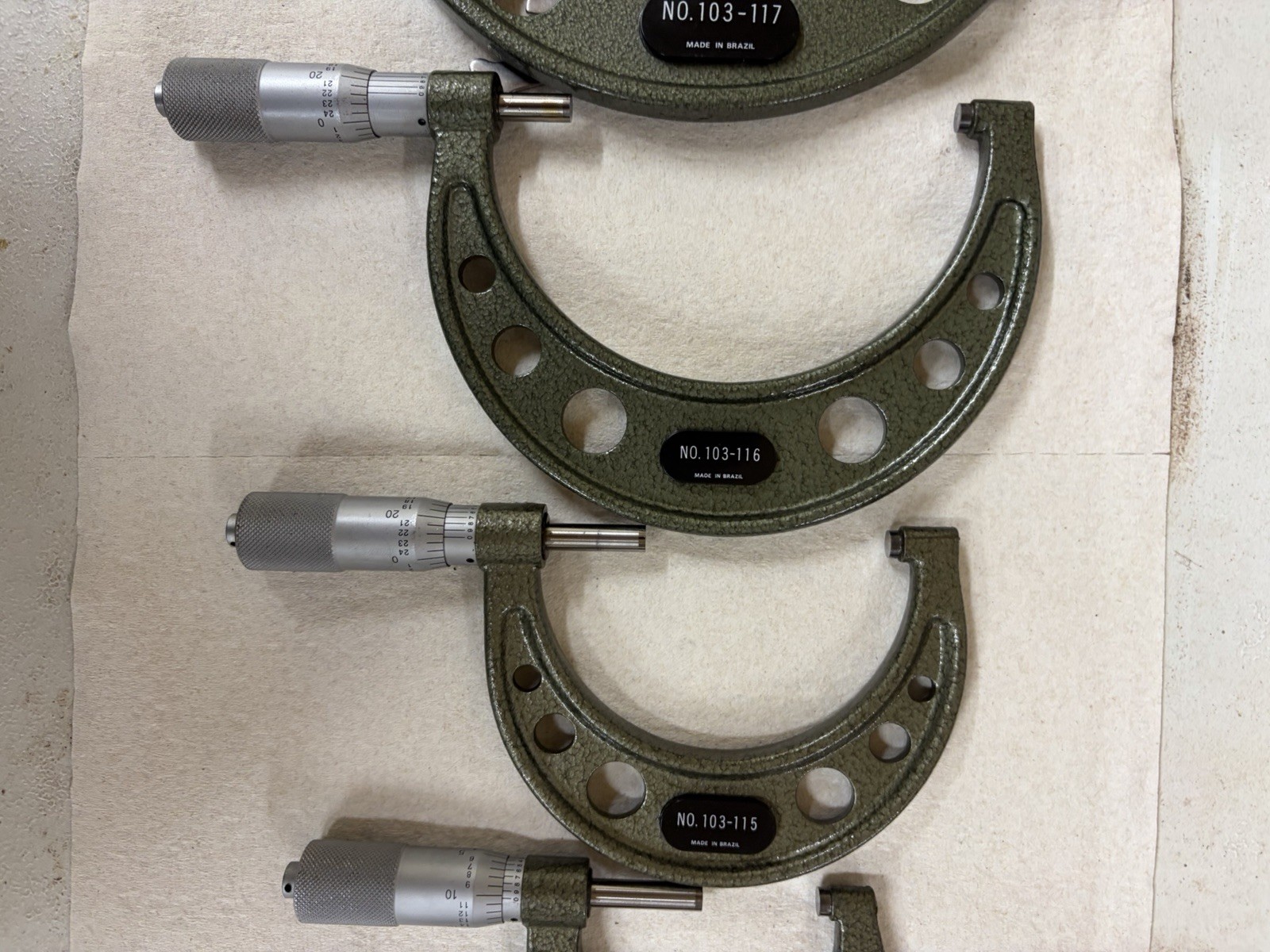 Mitutoyo 0-6 Micrometer Set .0001 Carbide Tips Made In Brazil With Standards