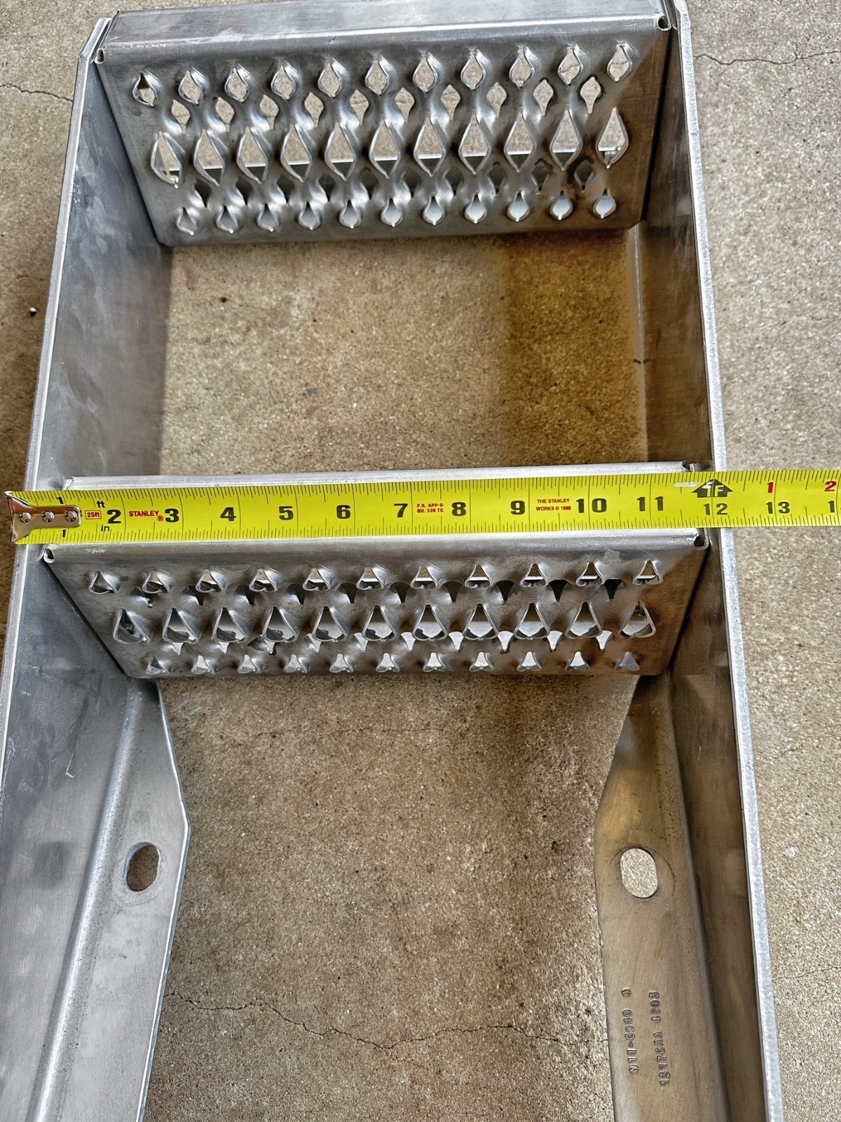 12" Aluminum Frame Step w/ Brackets | Fits Peterbilt Kenworth | New Take-Off