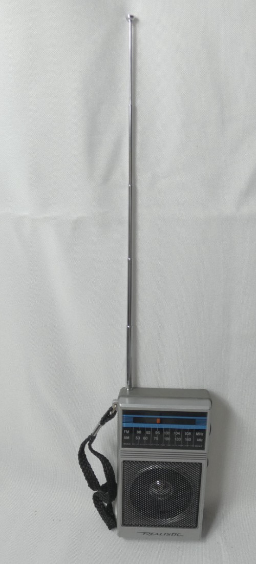 Vintage Radio Shack Realistic 12-718 AM/FM Transistor Radio w/Box Tested Works