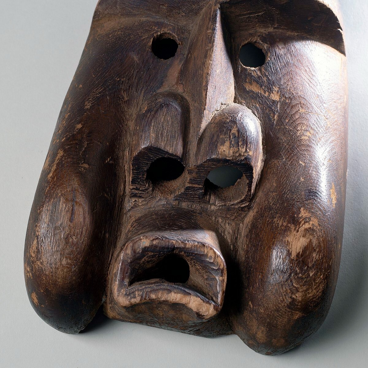 IMPORTANT KING OR UGIUVAK ISLAND MASK