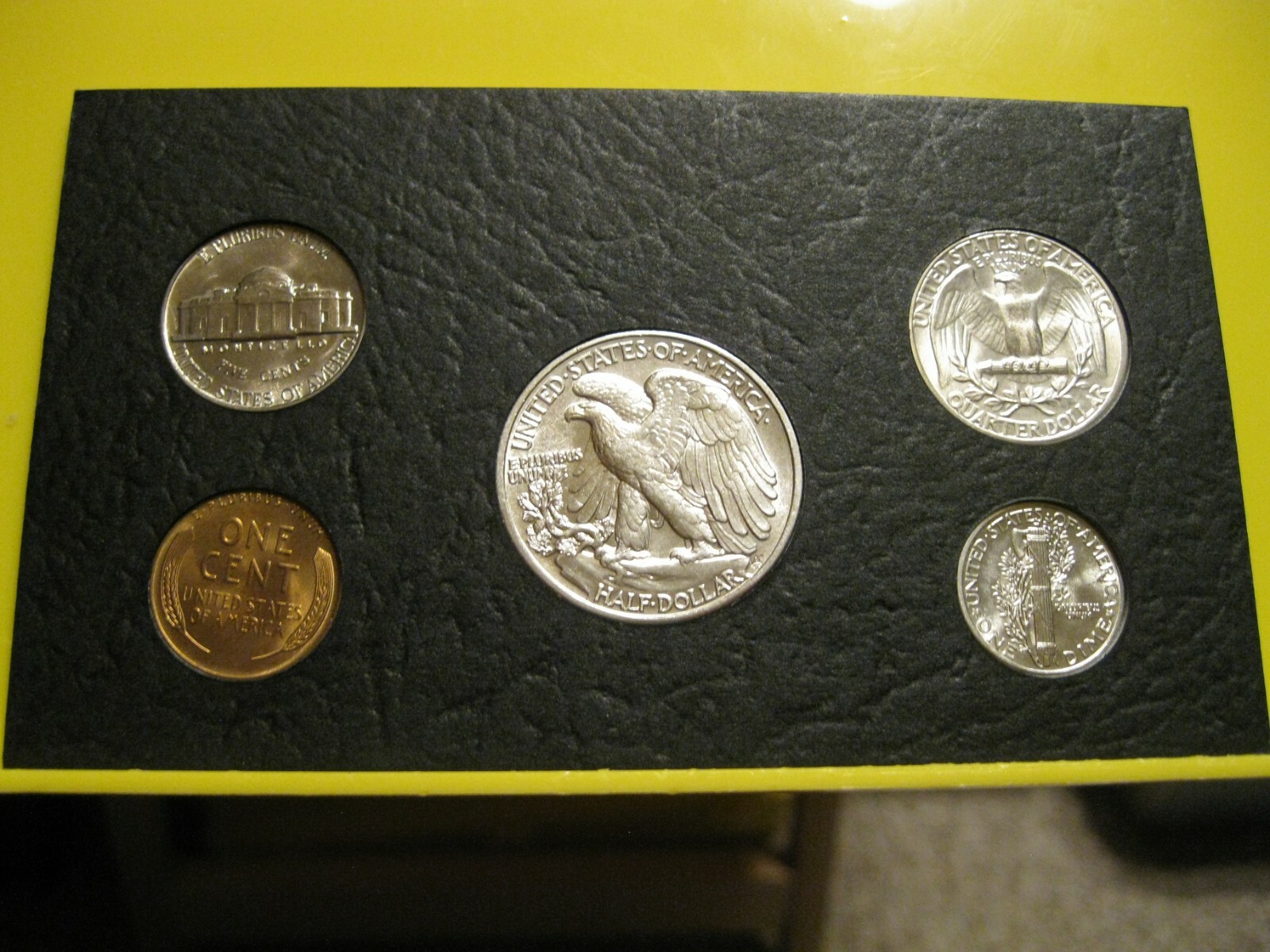1939 P US Mint Set Brilliant Uncirculated!