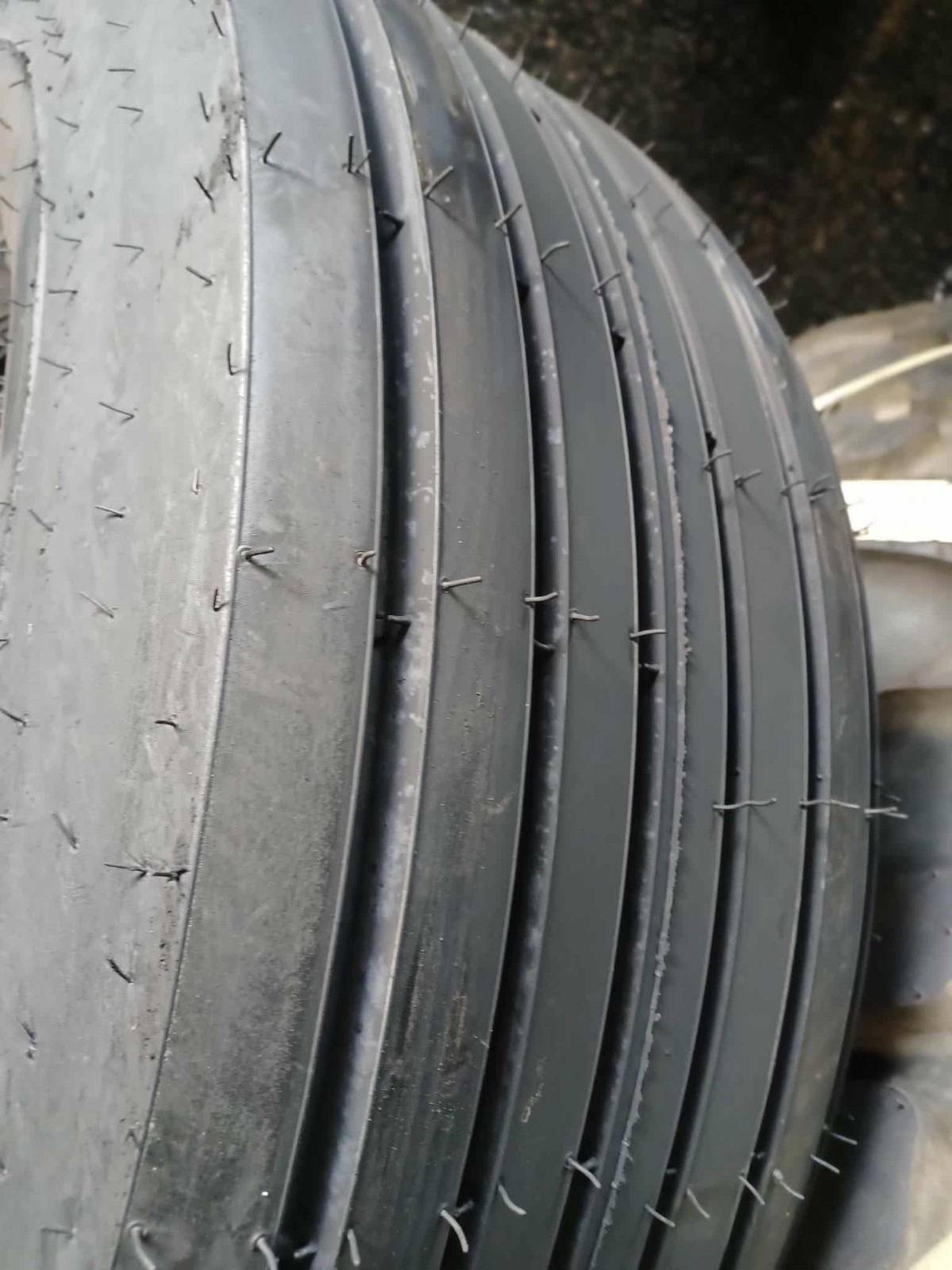 14L-16.1 TIRE NEW OVERSTOCKS 8PLY I-1 IMPLEMENT 14161 14 16.1 14L 16.1