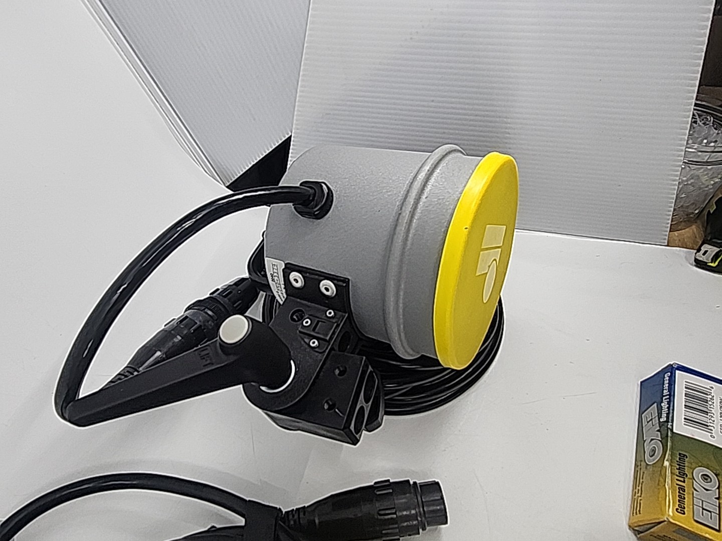 Dynalite 2040 Studio Flash Heads Lot of 2 with Cables Etc. Fan Cooled Tested