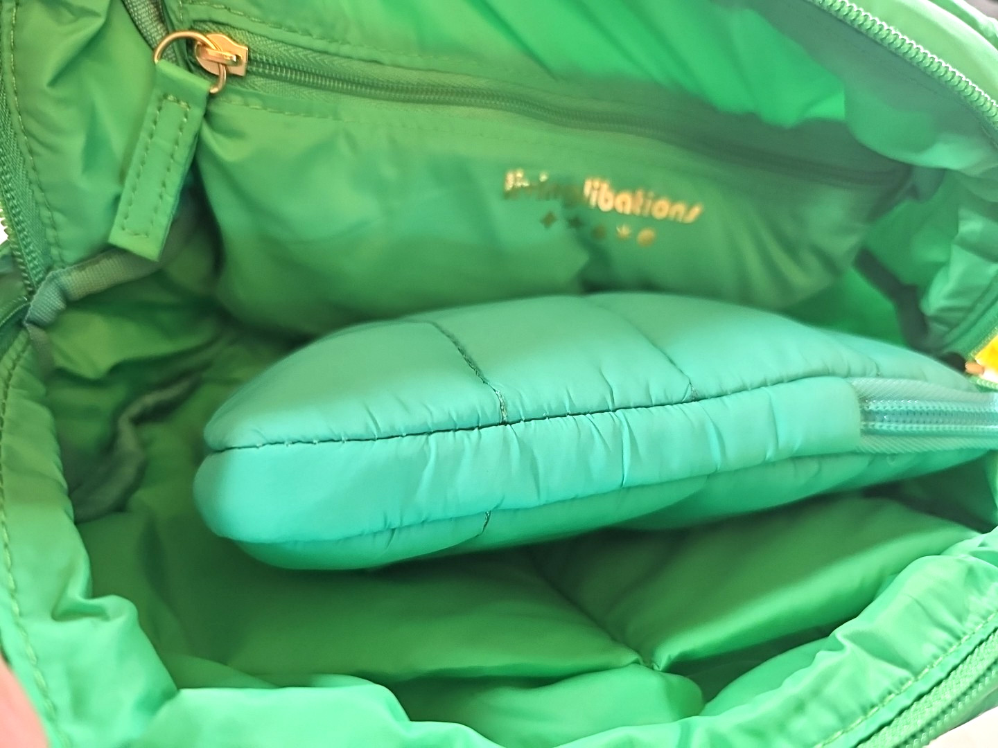 Nose Glow - Red Light Ear - Nose - Throat Care Appliance Retail $264.00!!