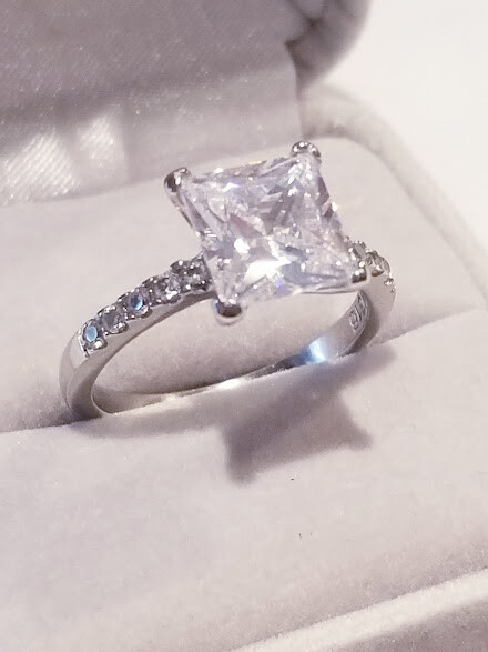 SALE! 3.50 Ct Princess LC Moissanite solitaire Engagement Ring Stainless steel