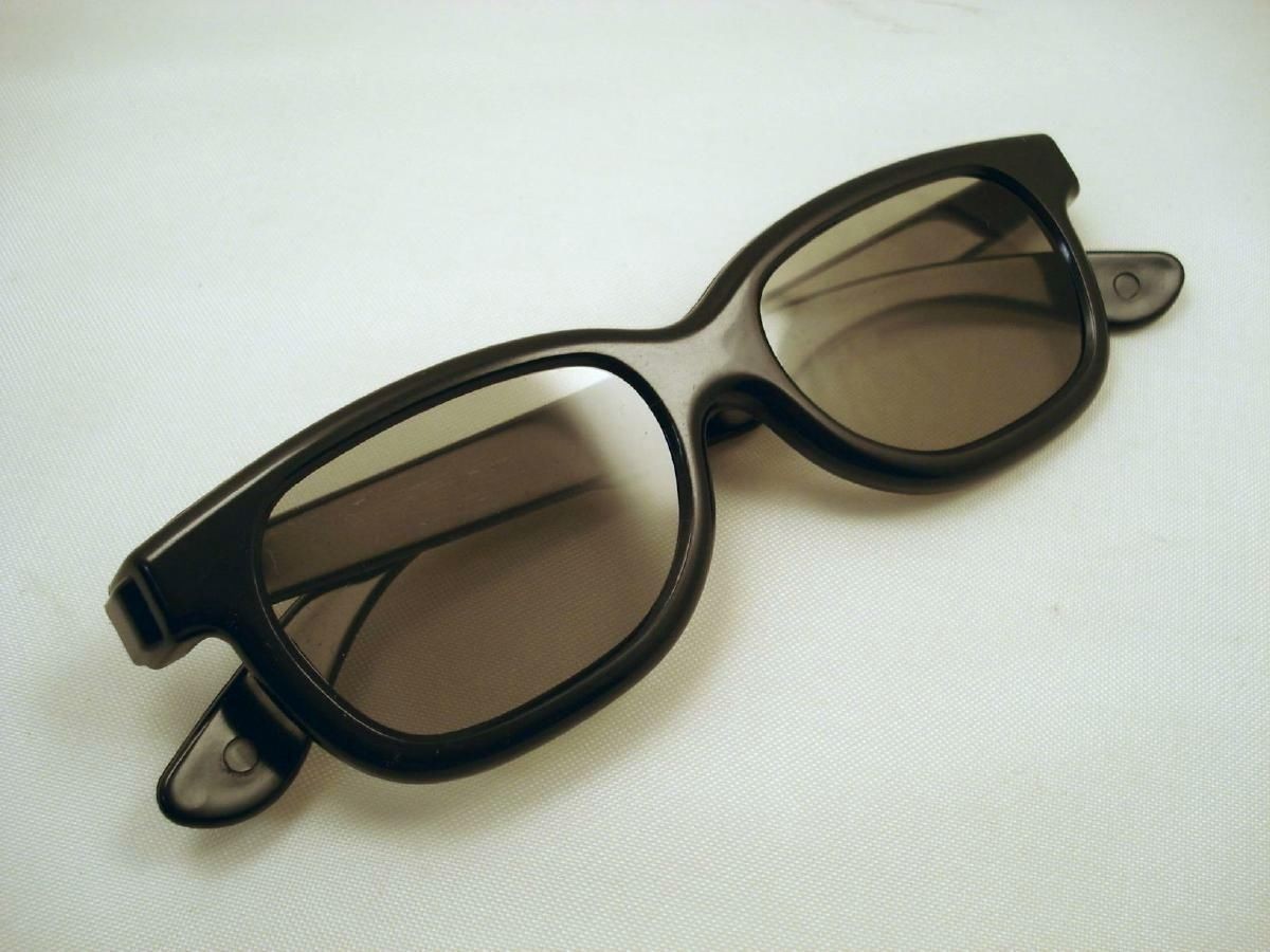 4 Pair Passive 3D Glass with Polarized Plastic Lenses for Vizio LG 3D glasses