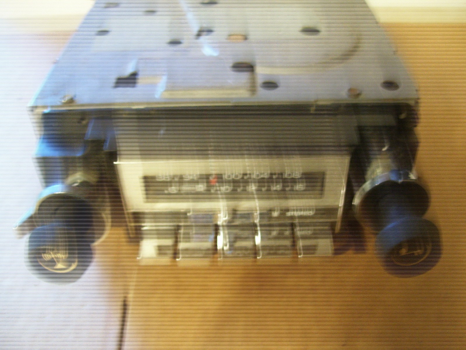 84 GM AM FM radio fits chevy truck 1973 - 87 Good working 74 75 76 77 78 79 80