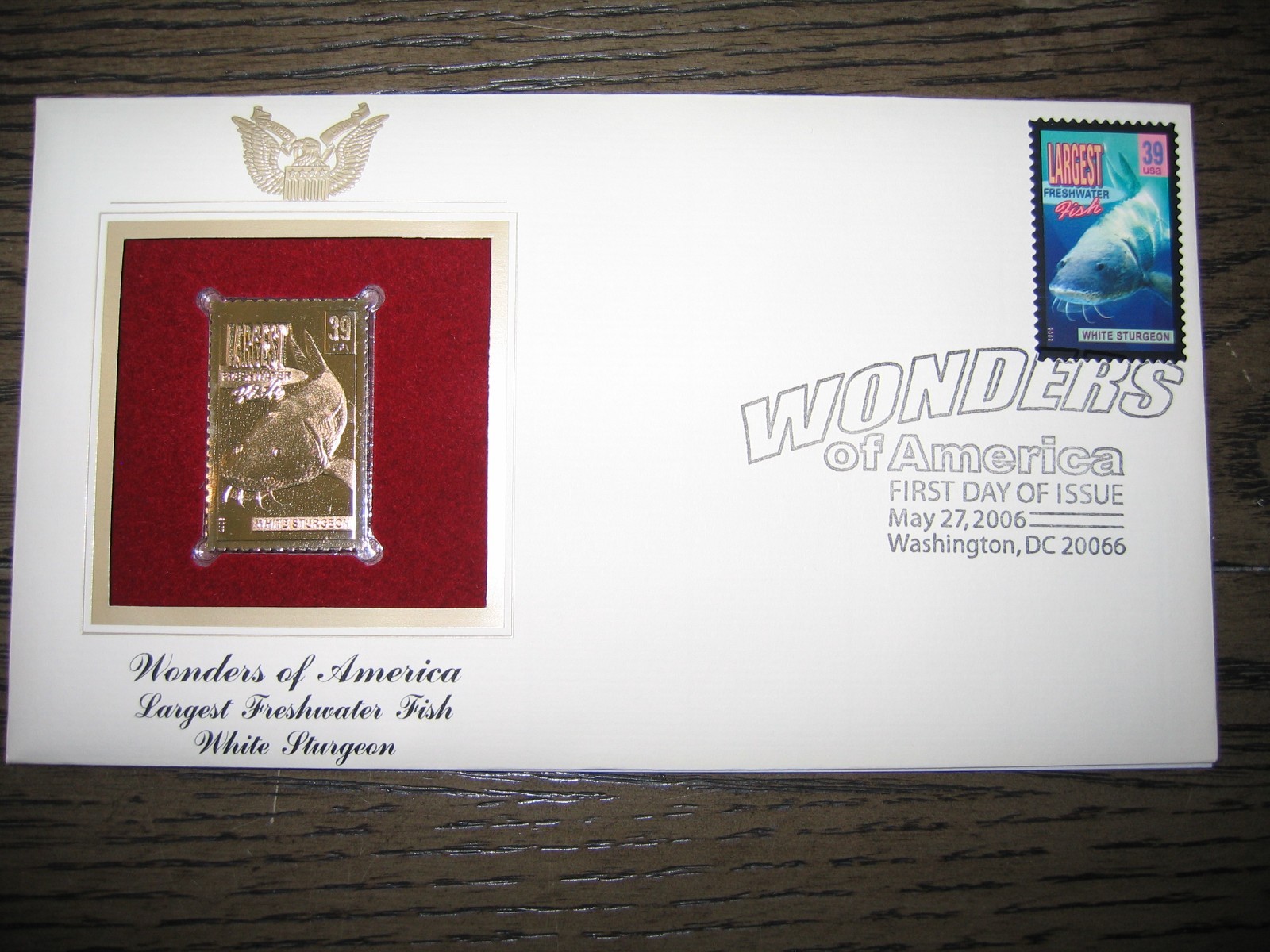 2006 Wonders of America White Sturgeon Largest Fish Replica Golden Cover Stamp