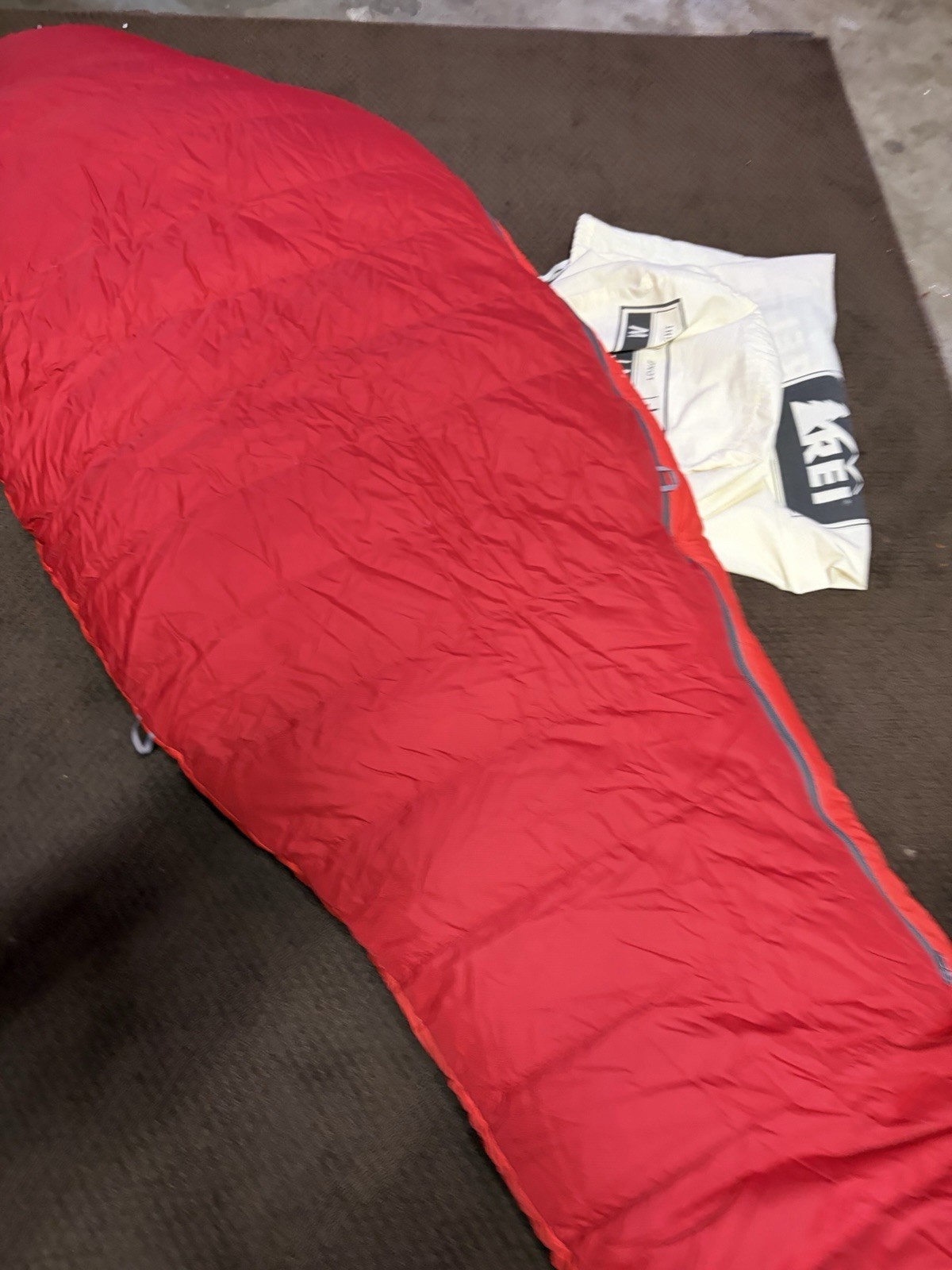 Women’s REI Radiant +10 Down Sleeping Bag Pre-owned Free Shipping