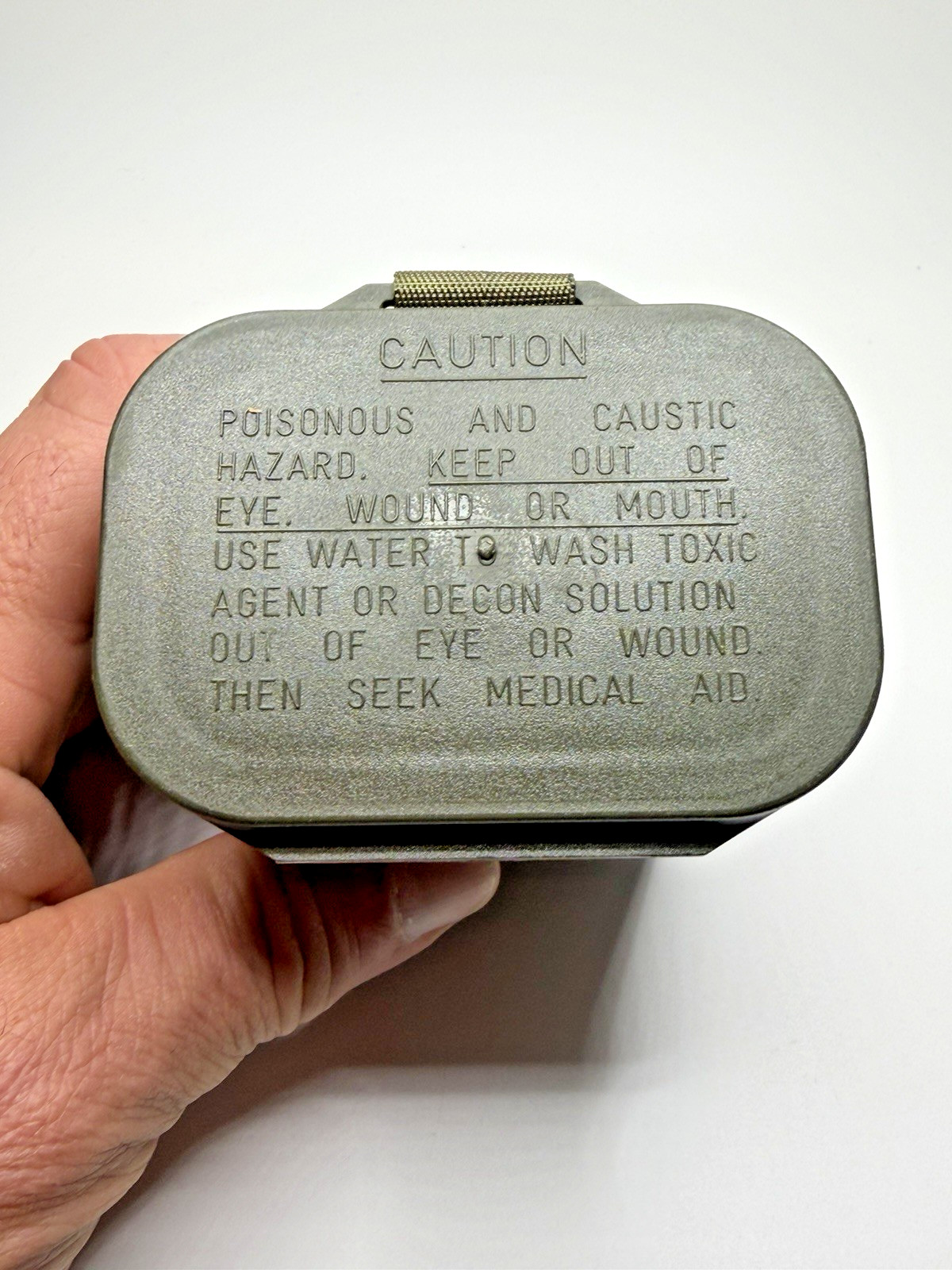 US GI Military Decon. Kit 1983 M258A1 Includes 6 Packaged Wipes