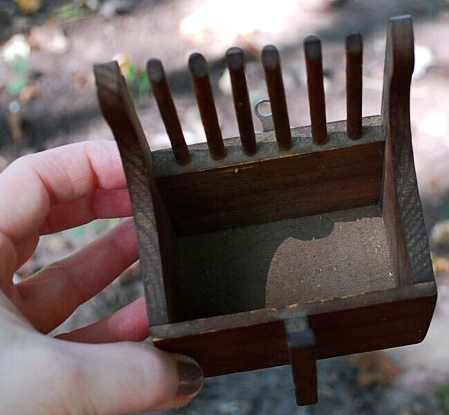 Antique Primitive HANDMADE WOOD CRANBERRY/BLUEBERRY HARVESTING SCOOP Rake Box