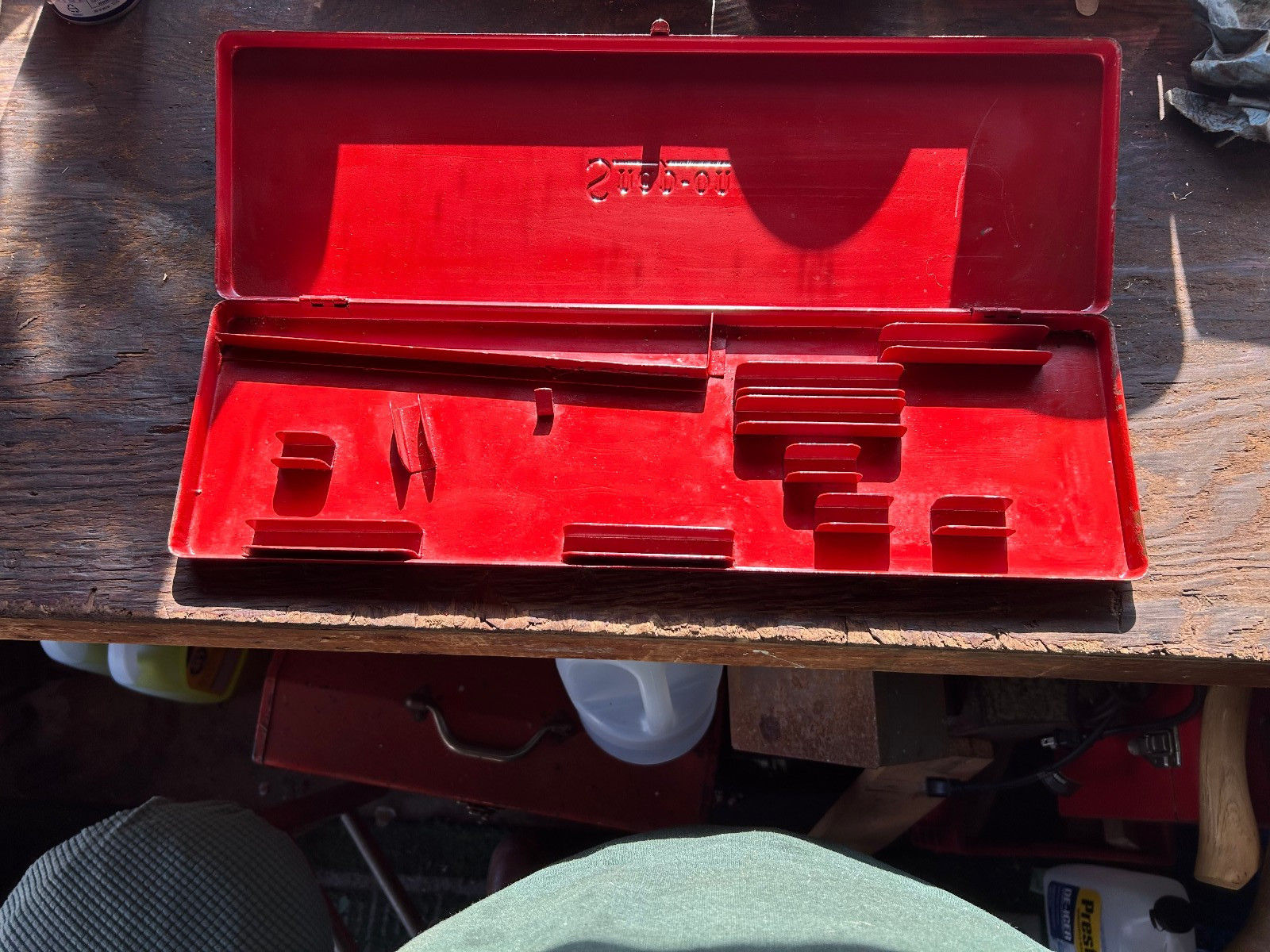 Snap-on tools metal case for 3/8" drive sockets used, used; tools NOT included