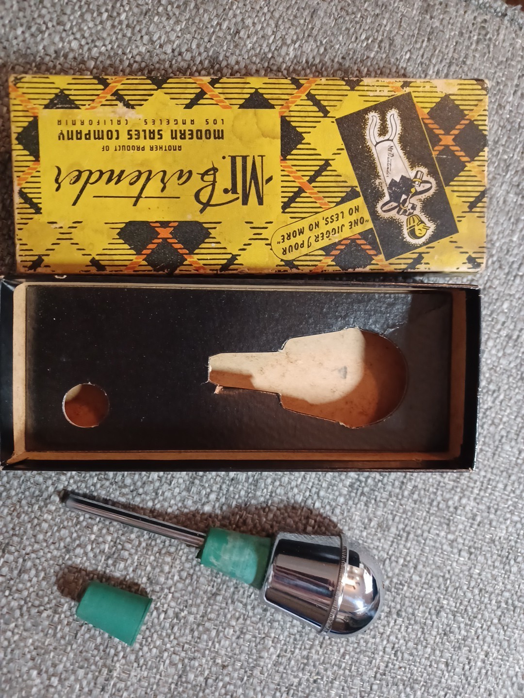 Vintage MCM 50’s Mr. Bartender Chrome Cocktail Jigger Bottle Top Server w/ Box